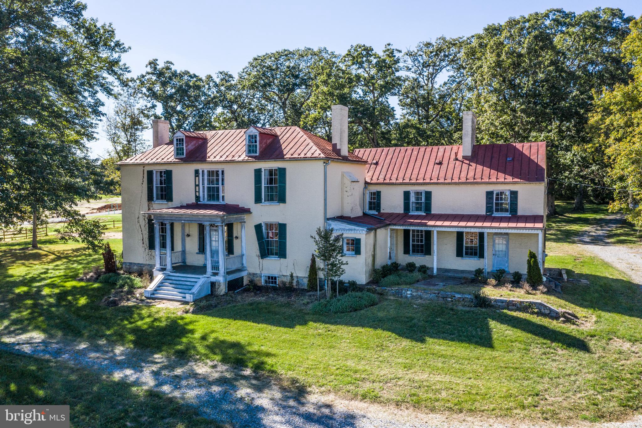 CHARLES TOWN - Residential