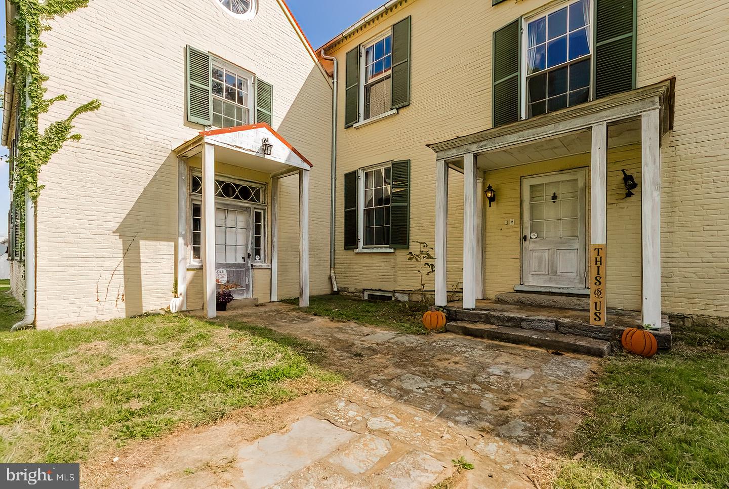 CHARLES TOWN - Residential