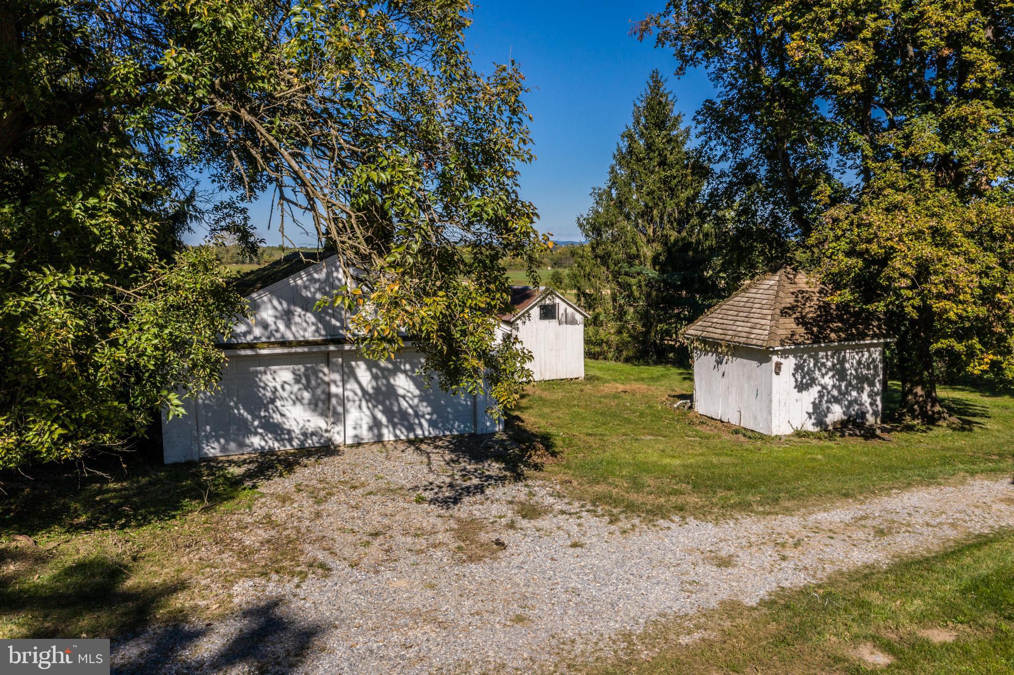 CHARLES TOWN - Residential