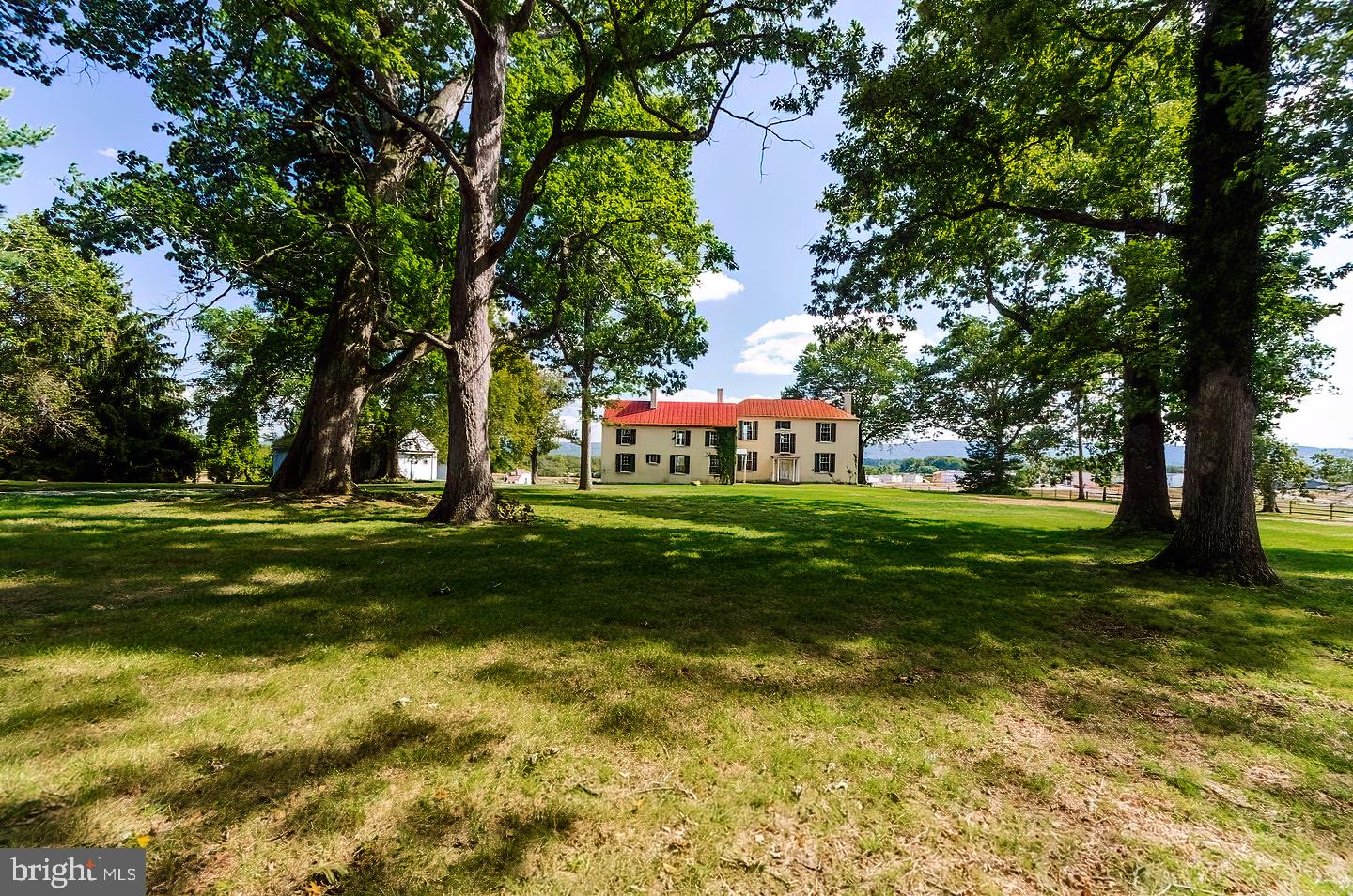 CHARLES TOWN - Residential