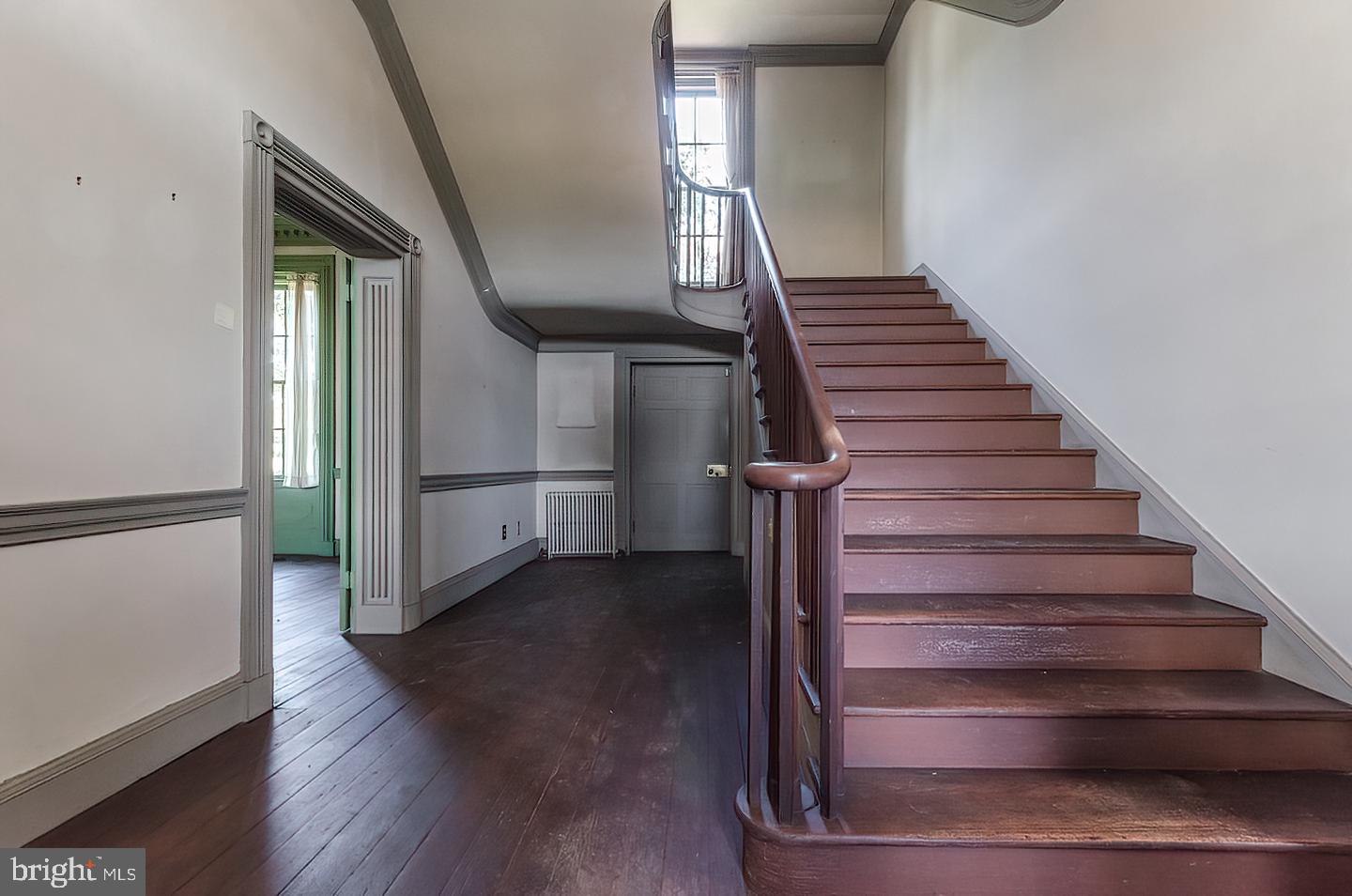 CHARLES TOWN - Residential