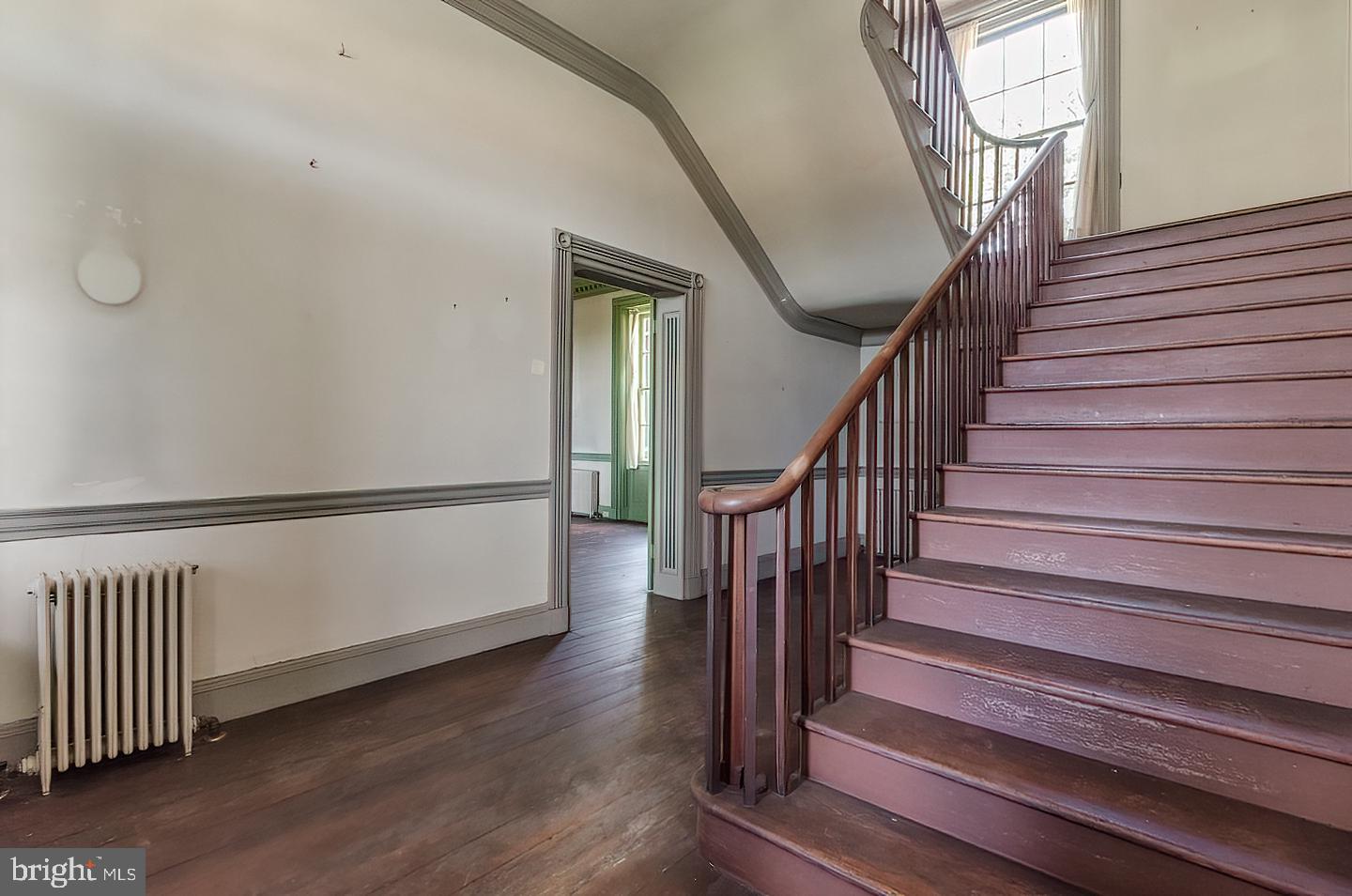 CHARLES TOWN - Residential