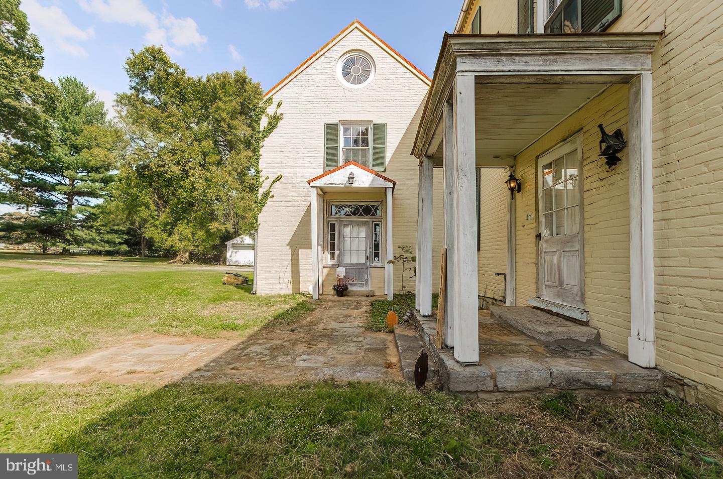 CHARLES TOWN - Residential