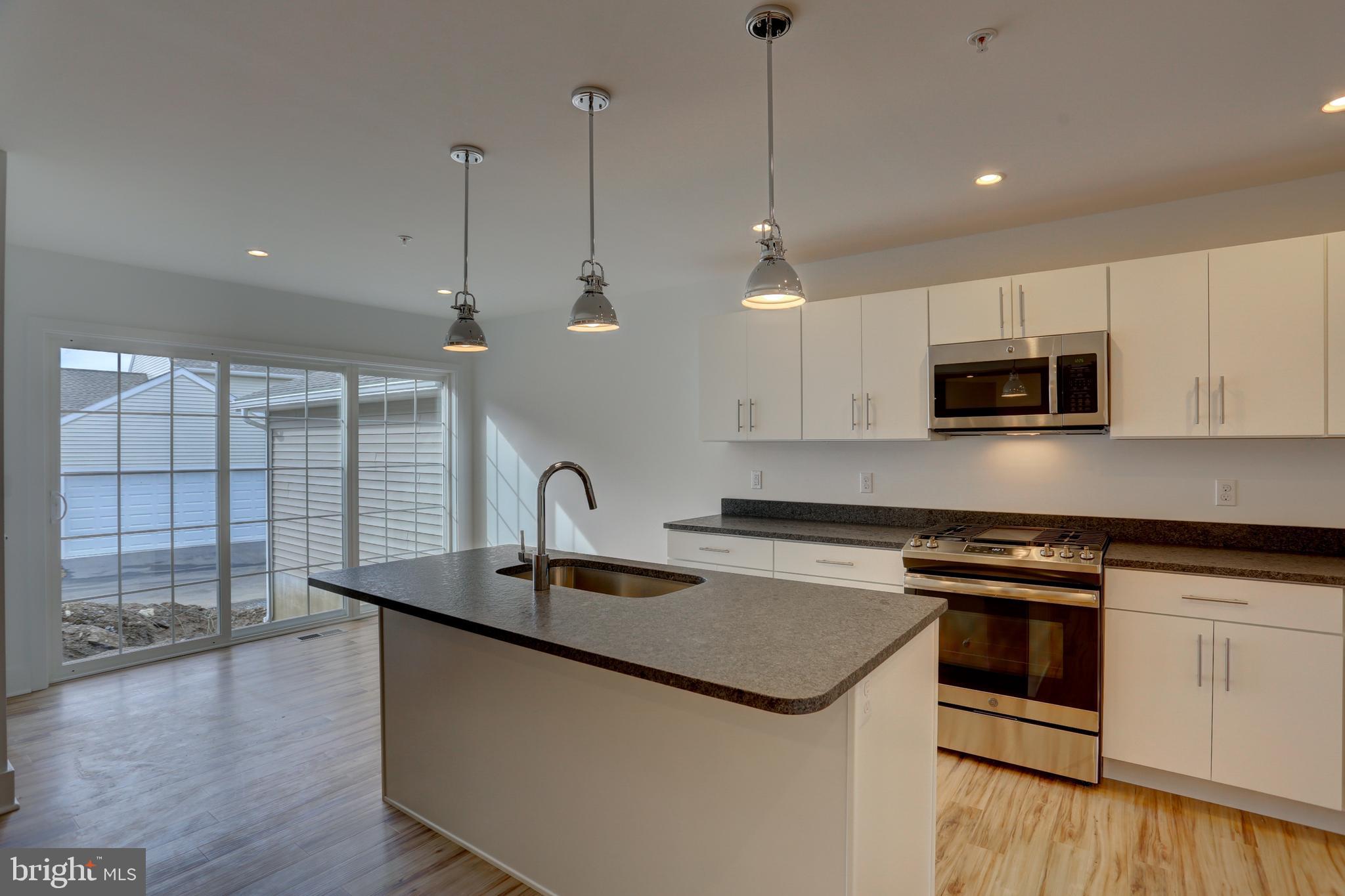 WILLOW BEND FARM - Residential