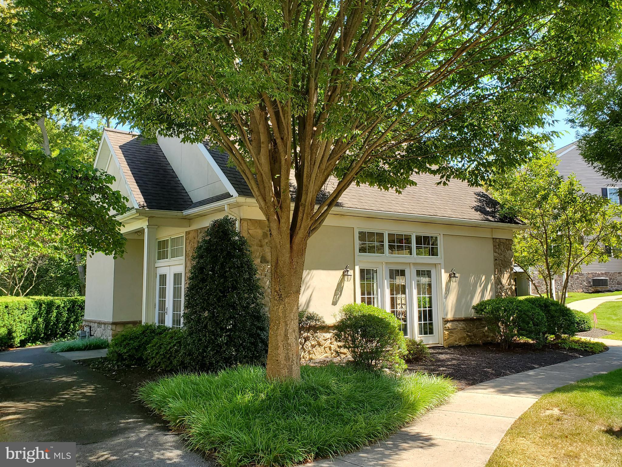 WILLOW BEND FARM - Residential