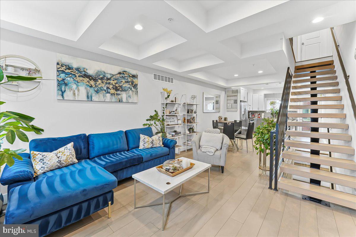 LOWER MOYAMENSING - Residential