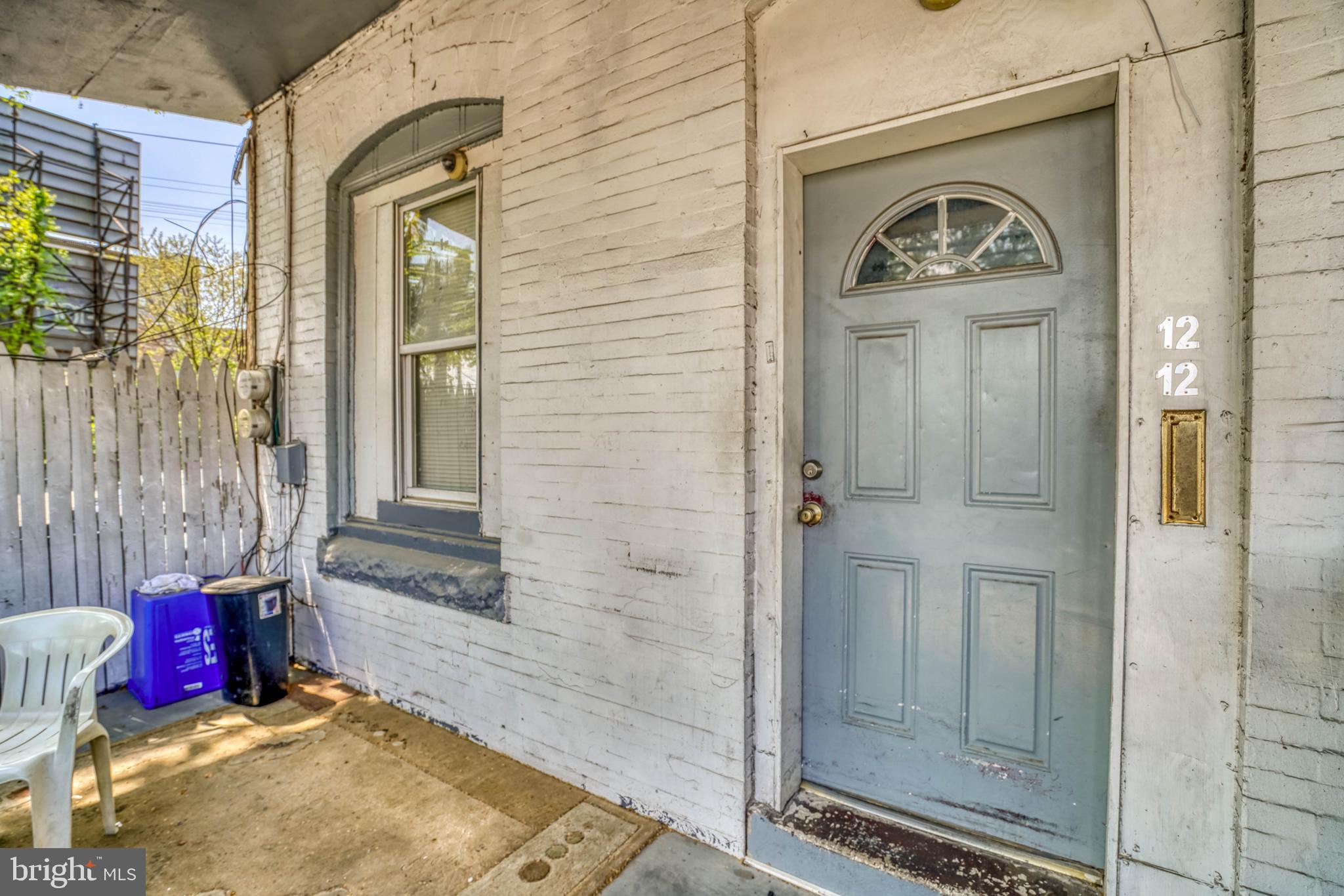 1212 BELMONT AVENUE