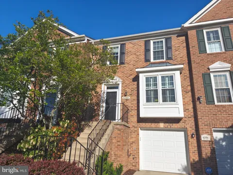 43384 Livery Square, Ashburn, VA MLS: VALO2095370