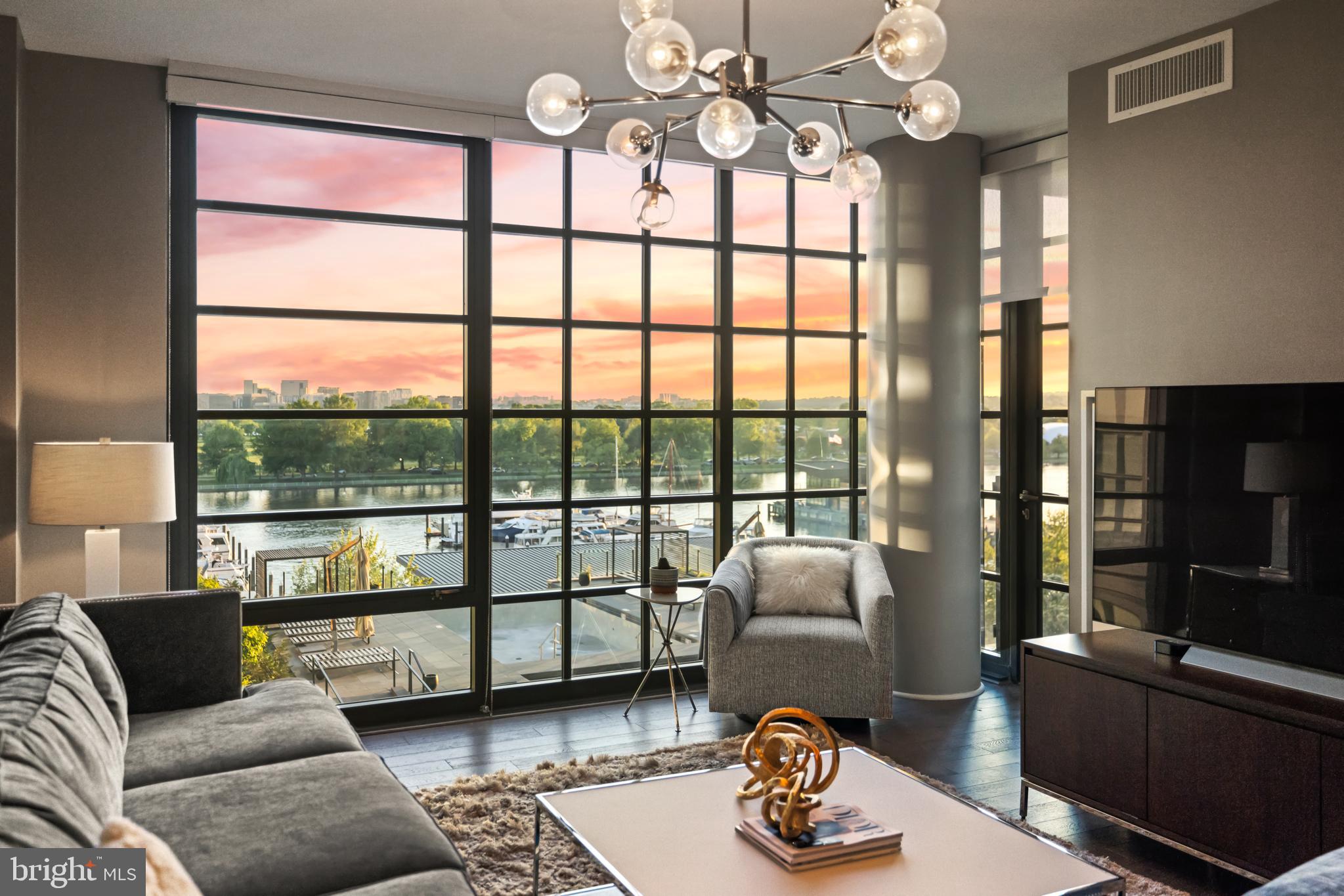 45 SUTTON SQUARE SW 503