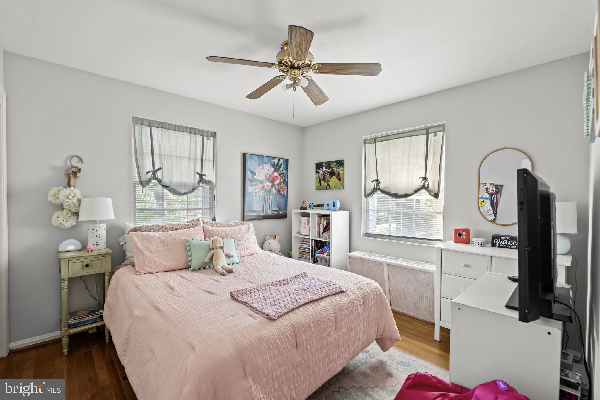 WARWICK VILLAGE - Residential