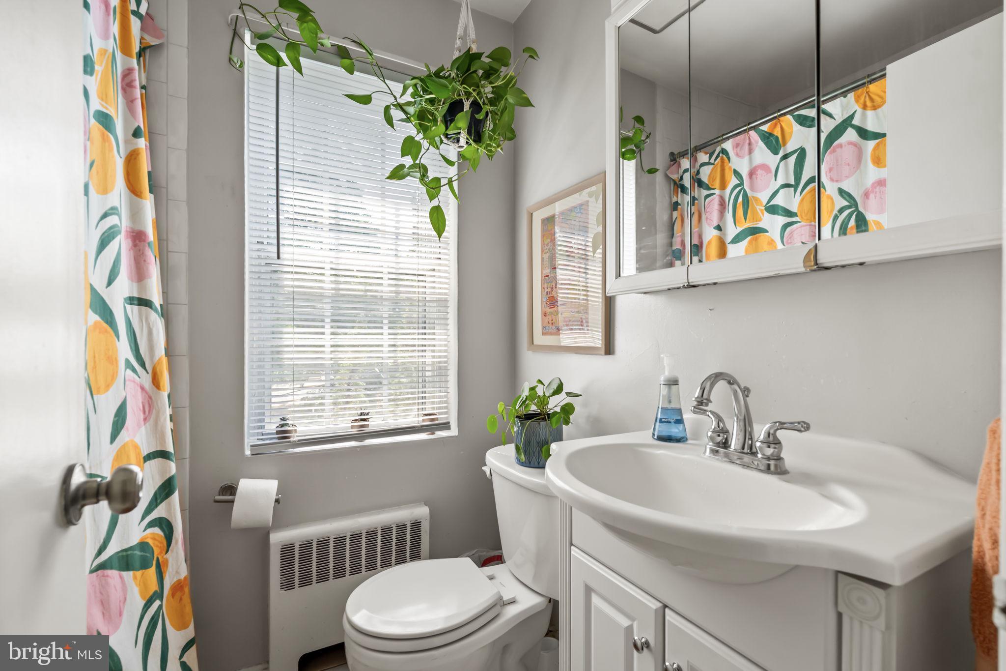 WARWICK VILLAGE - Residential