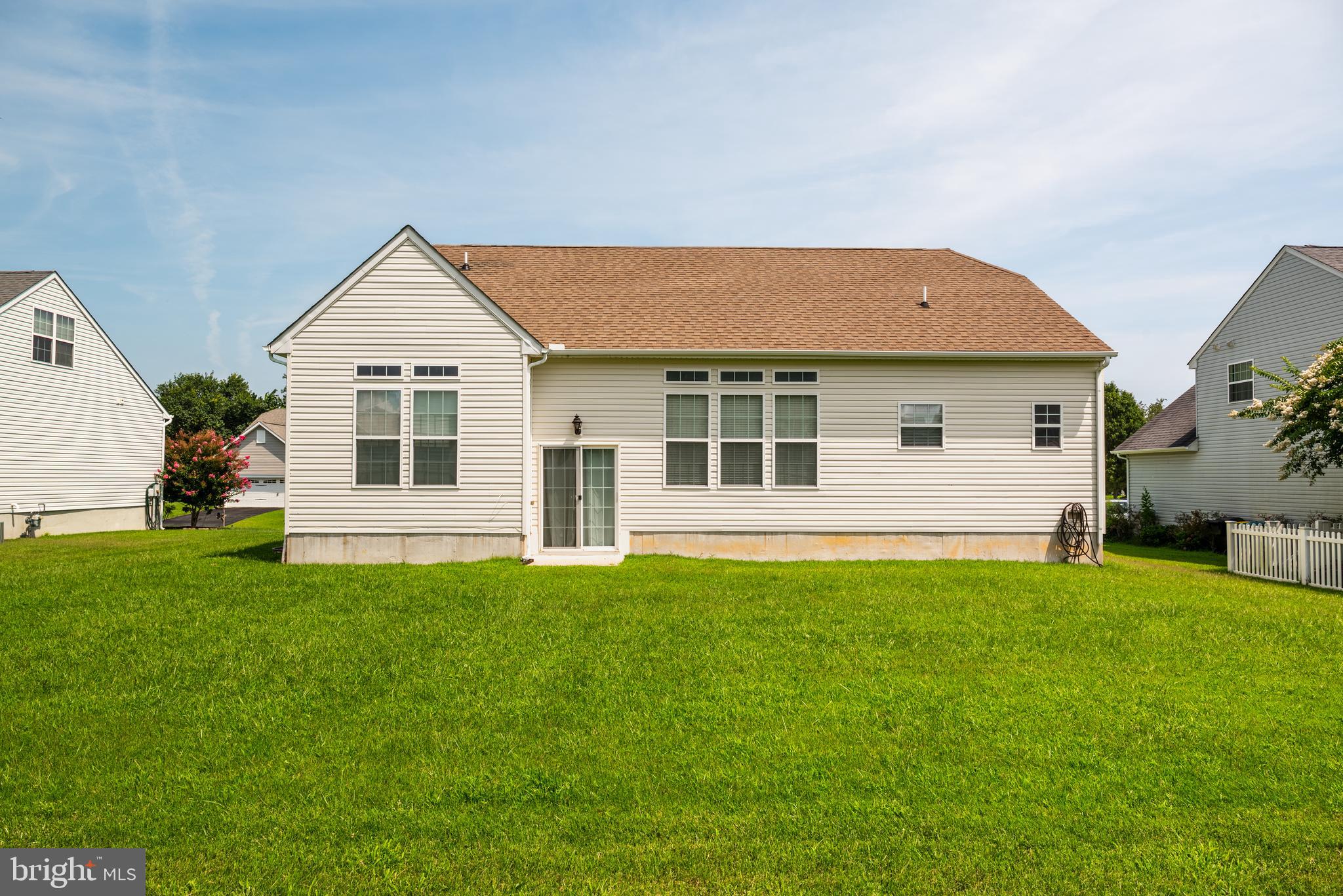 207 STONEBRIDGE DRIVE