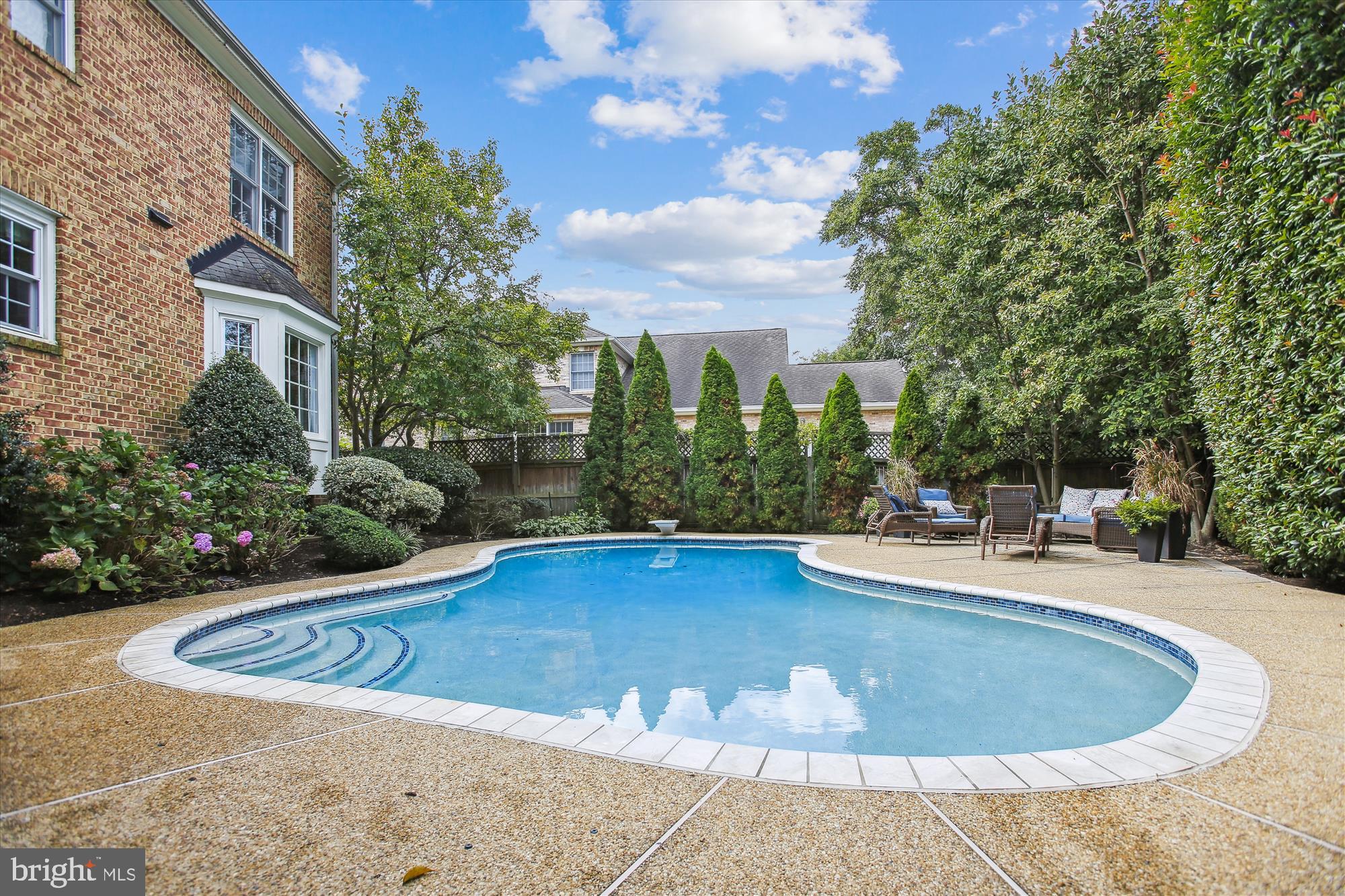 RIVERVIEW AT MOUNT VERNON - Residential