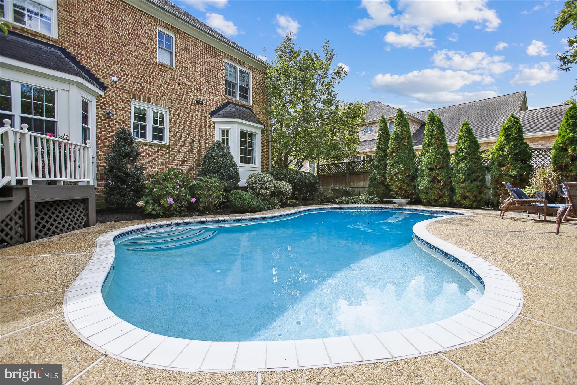 RIVERVIEW AT MOUNT VERNON - Residential