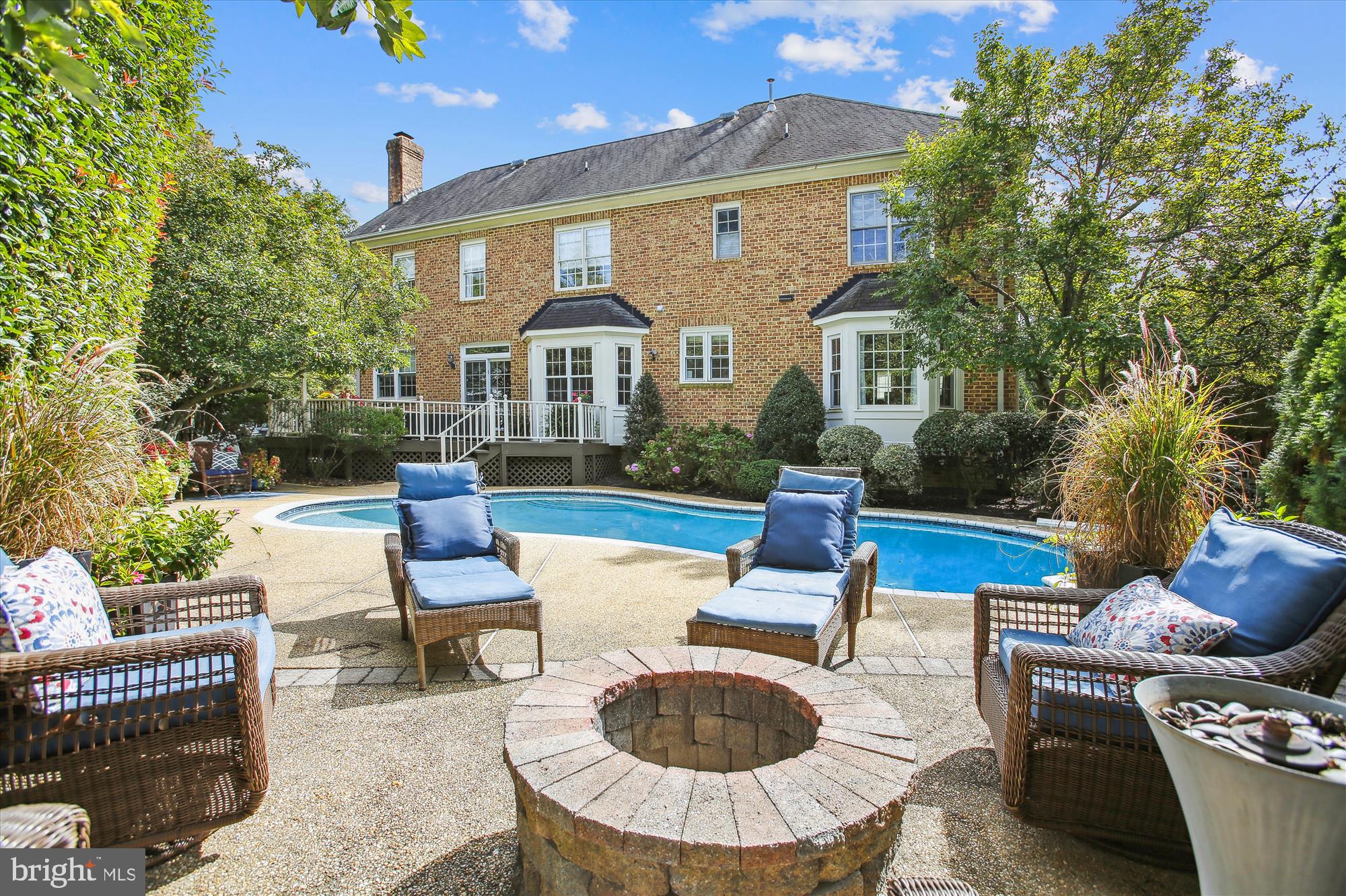 RIVERVIEW AT MOUNT VERNON - Residential