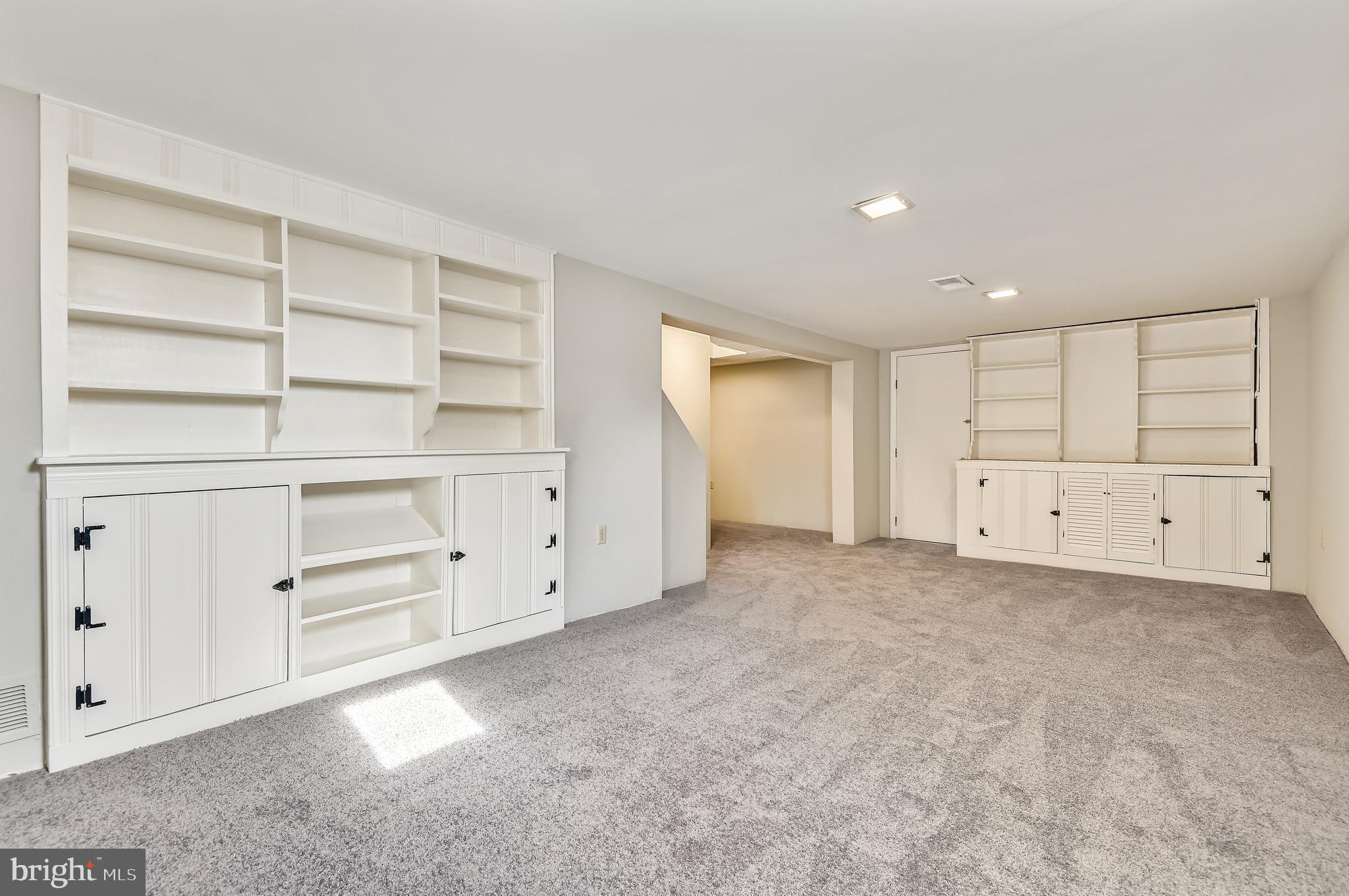 PARKVILLE - Residential