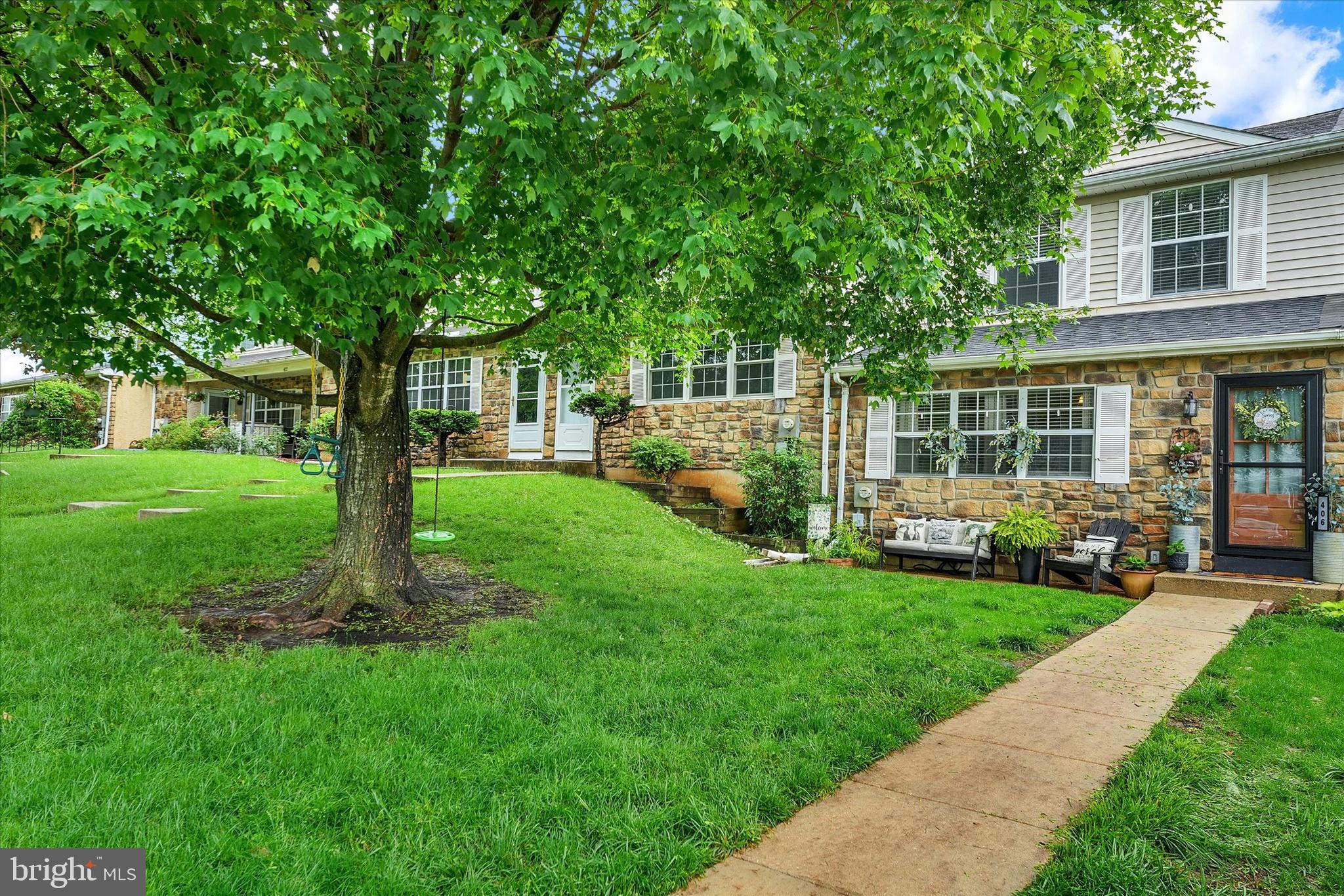 Welcome to 406 Devon Court, a stylish and move-in-ready townhome in the heart of the Beaver Run Knoll community. This 3-bedroom, 2.5-bath home has been tastefully updated from the moment you step through the new front door. Inside, you’ll find bright, open living spaces with hardwood flooring and a fresh, modern feel throughout.
The well-styled dining area flows right into a kitchen outfitted with stainless steel appliances and plenty of cabinet space—making everyday living simple and seamless. A convenient half bath and first-floor laundry room complete the main level with functionality and ease.
Upstairs, you’ll find three comfortable bedrooms, including a sunlit primary suite with a private bath and a thoughtfully designed layout that makes the most of space and natural light. A second full bathroom is located in the hallway to serve the additional bedrooms.
The finished basement adds even more flexibility—ideal for a second living room, play area, gym, or home office. Outside, enjoy your own private outdoor area for relaxing or recharging, along with all the community perks Beaver Run Knoll is known for: pool, dog park, playground, and more!
Schedule your tour today!