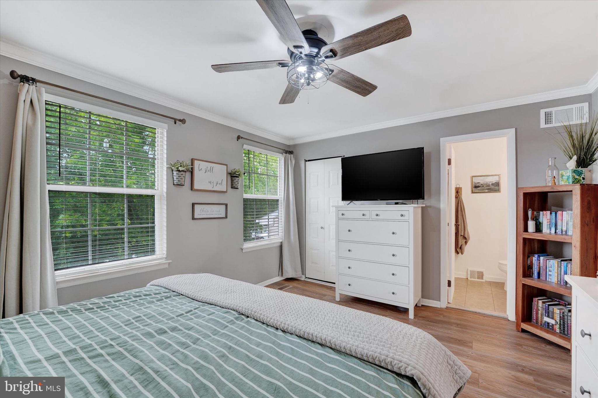 BEAVER RUN KNOLL - Residential