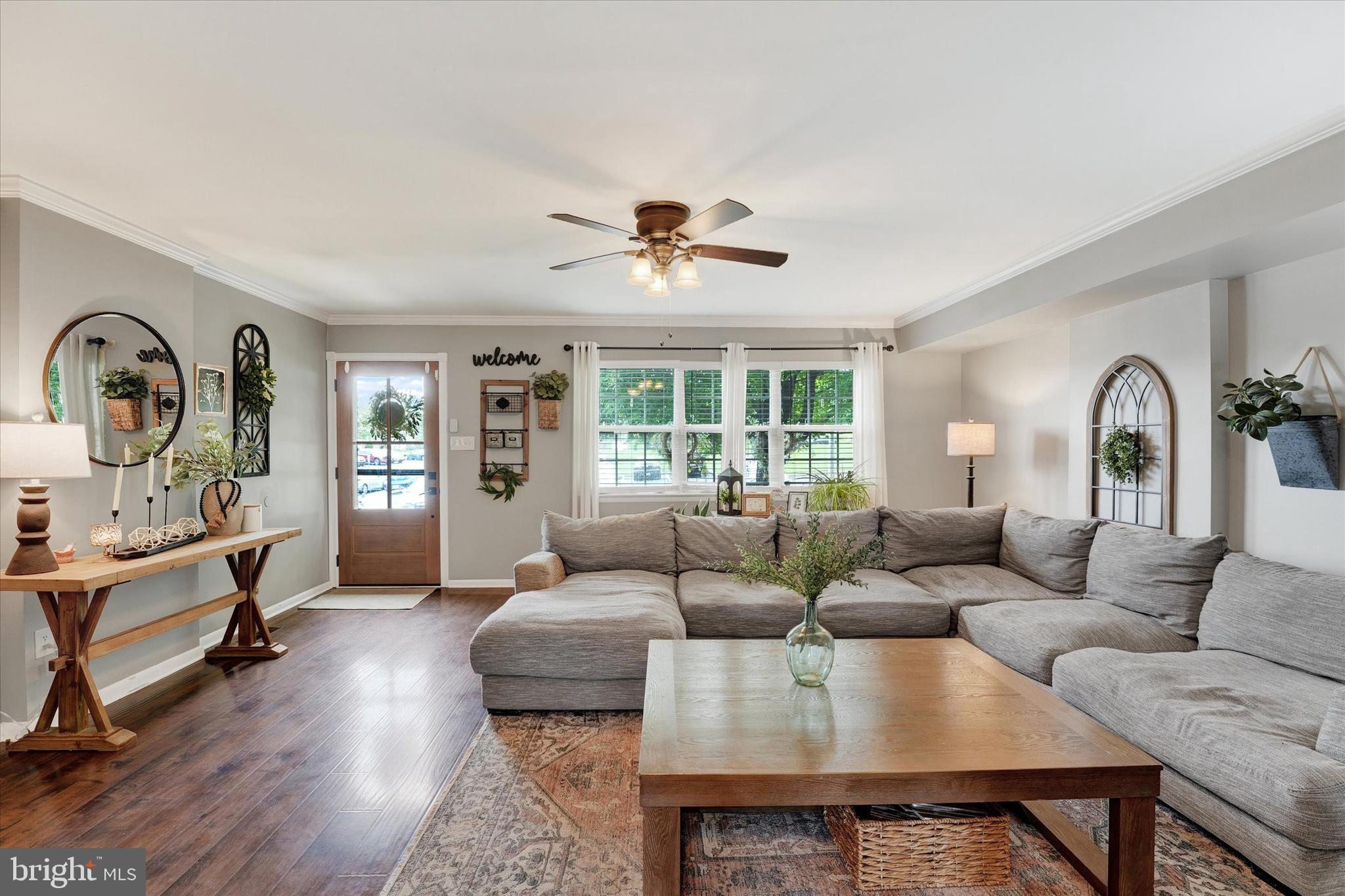 BEAVER RUN KNOLL - Residential