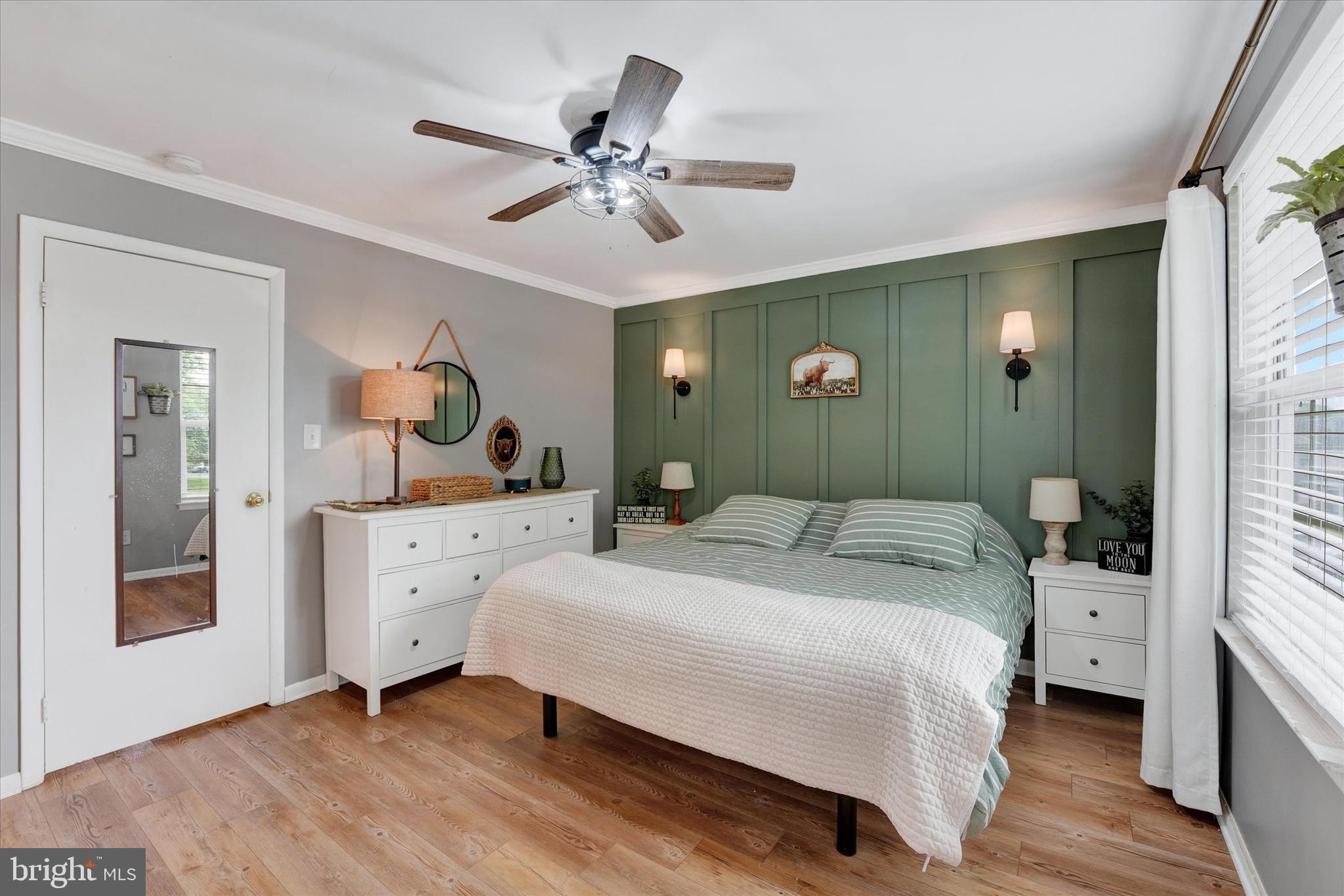 BEAVER RUN KNOLL - Residential