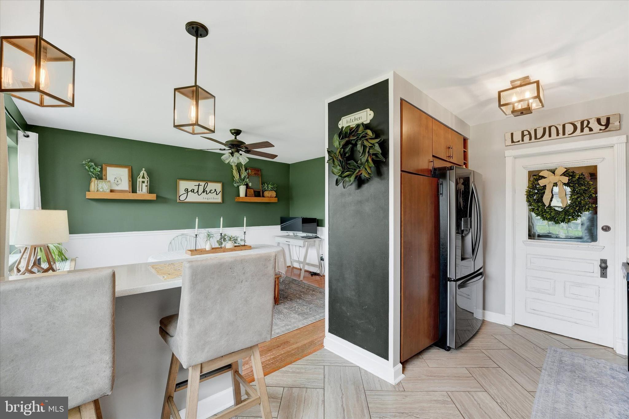 BEAVER RUN KNOLL - Residential