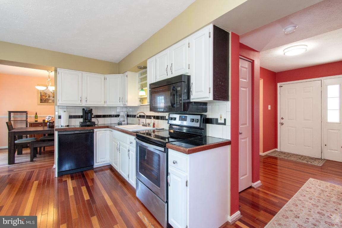 SMALL CROSSINGS - Residential