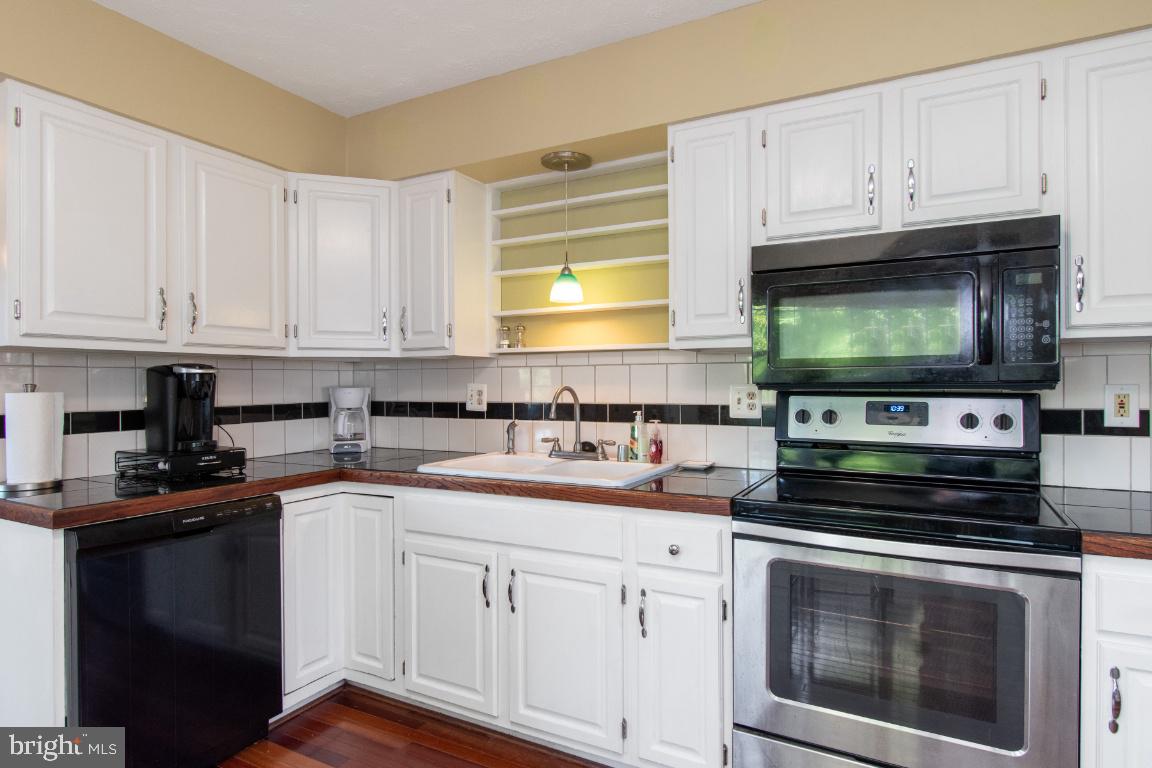 SMALL CROSSINGS - Residential