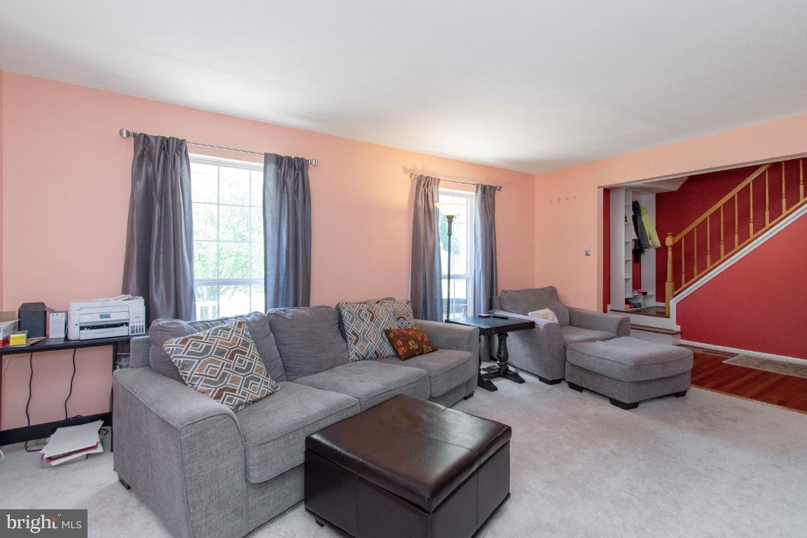 SMALL CROSSINGS - Residential