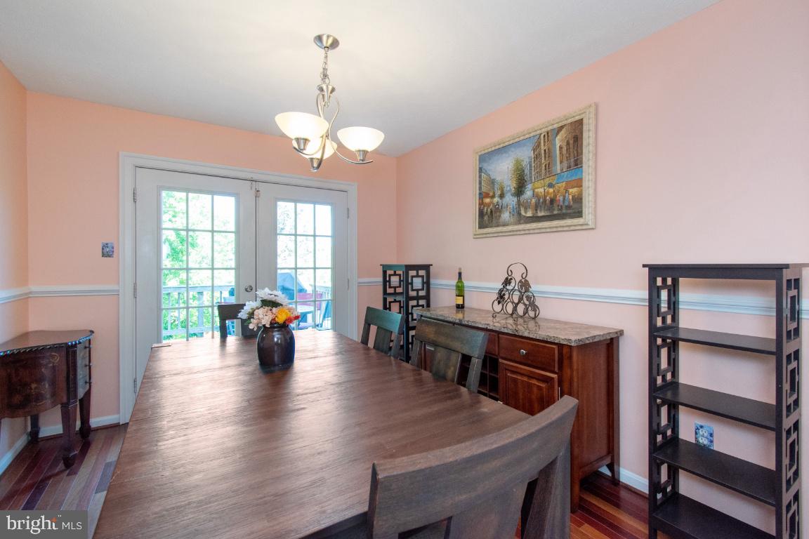 SMALL CROSSINGS - Residential