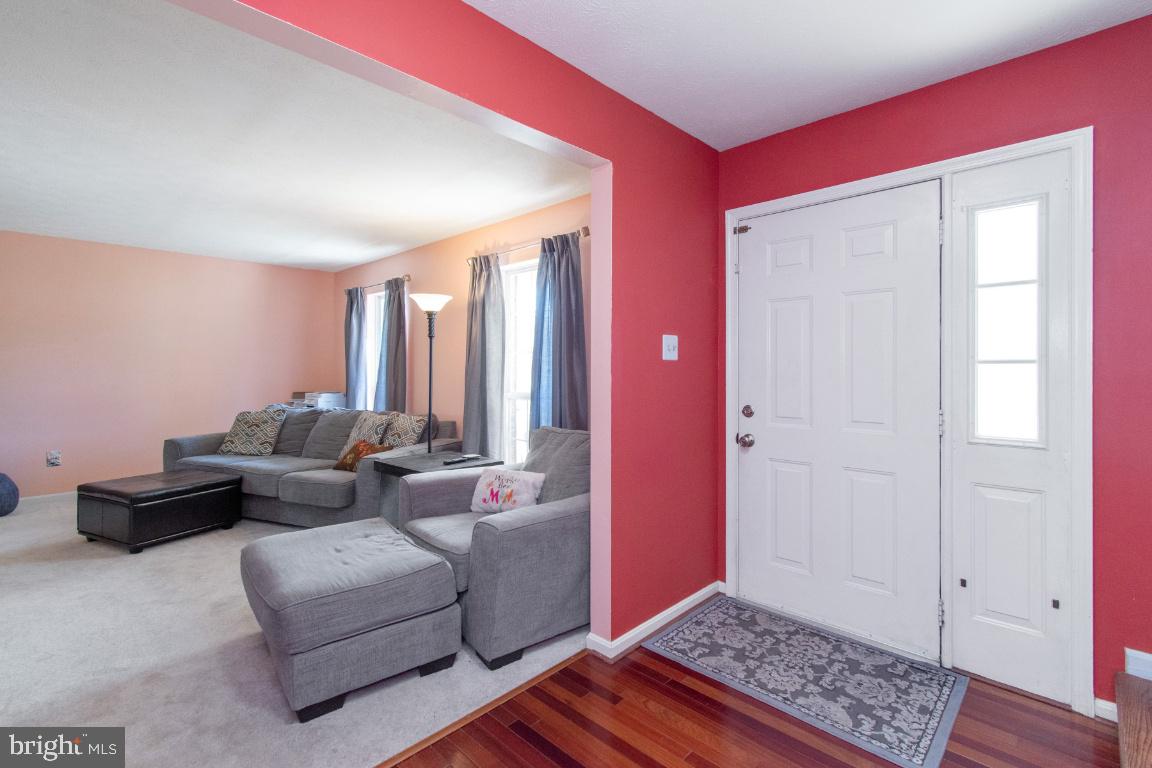 SMALL CROSSINGS - Residential