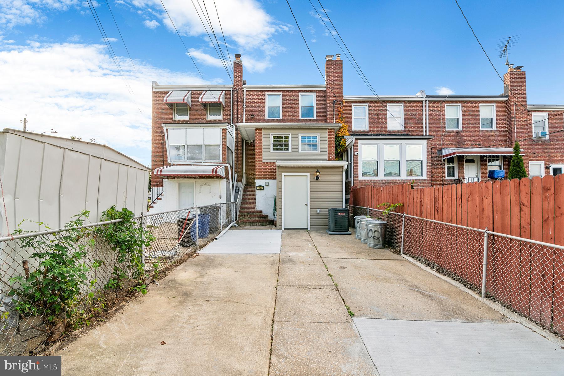 PHILADELPHIA HEIGHTS - Residential Lease