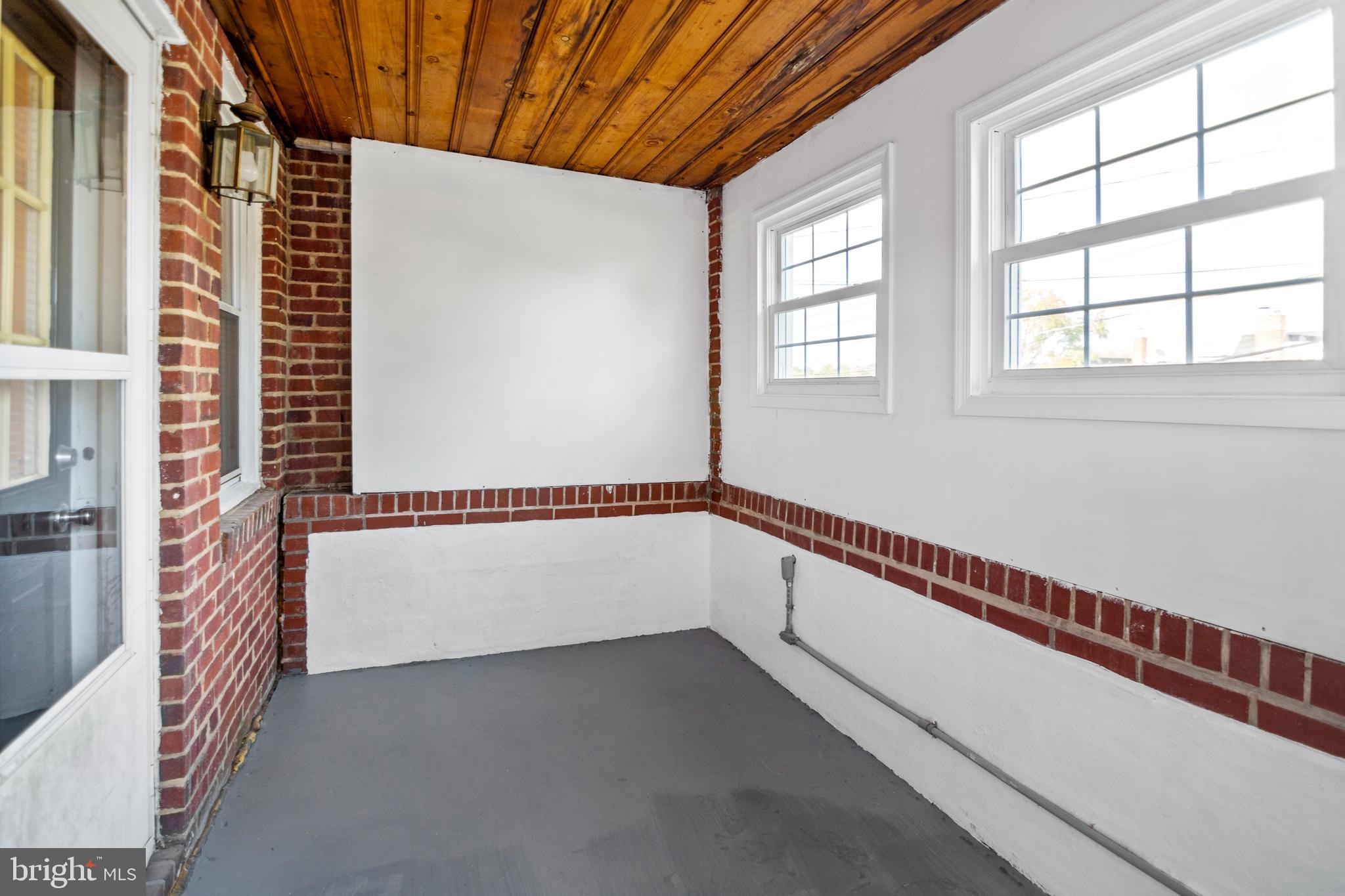 PHILADELPHIA HEIGHTS - Residential Lease