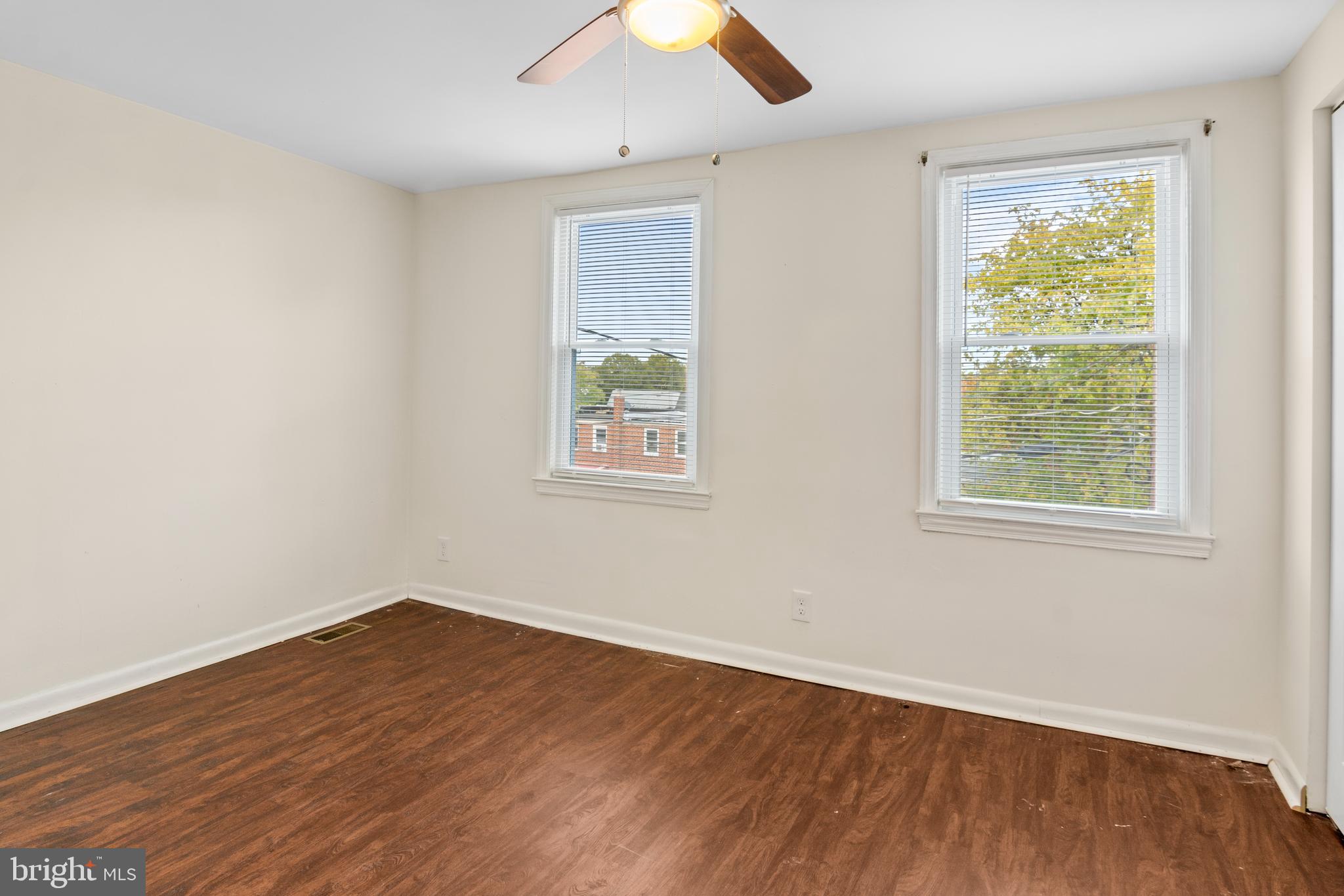 PHILADELPHIA HEIGHTS - Residential Lease