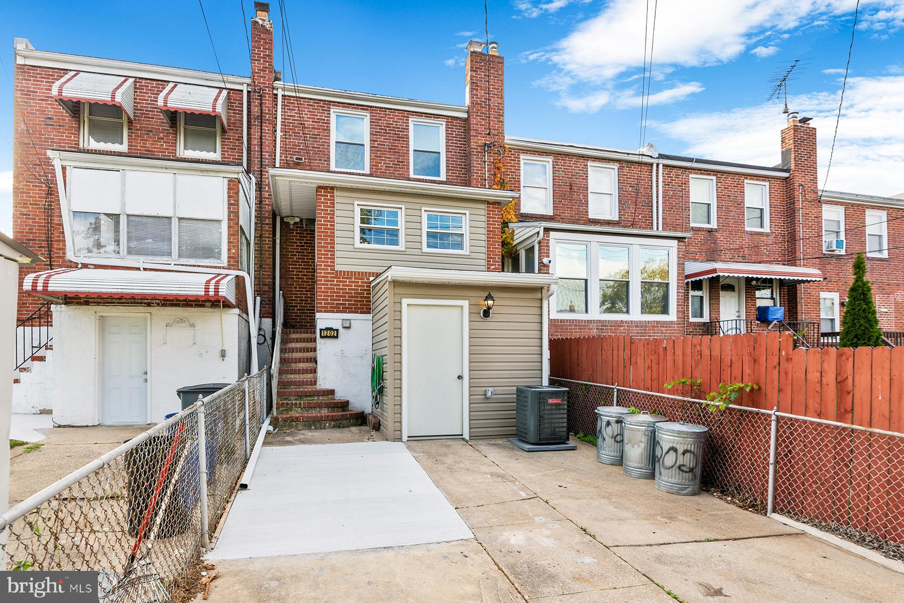 PHILADELPHIA HEIGHTS - Residential Lease