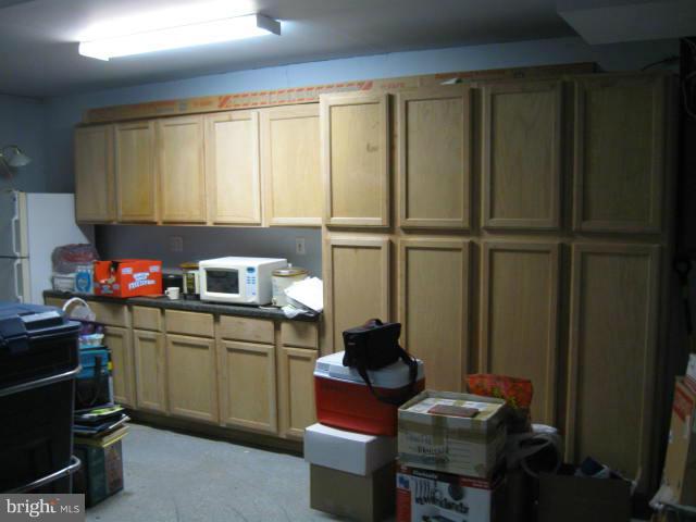 NEWPORT - Residential Lease