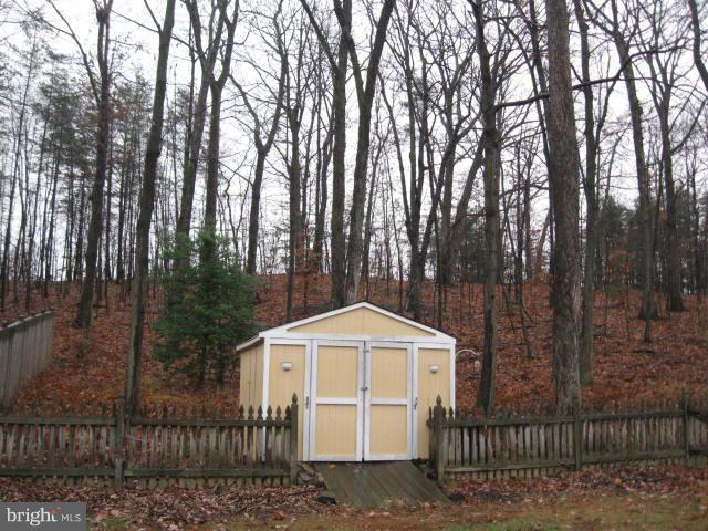 NEWPORT - Residential Lease