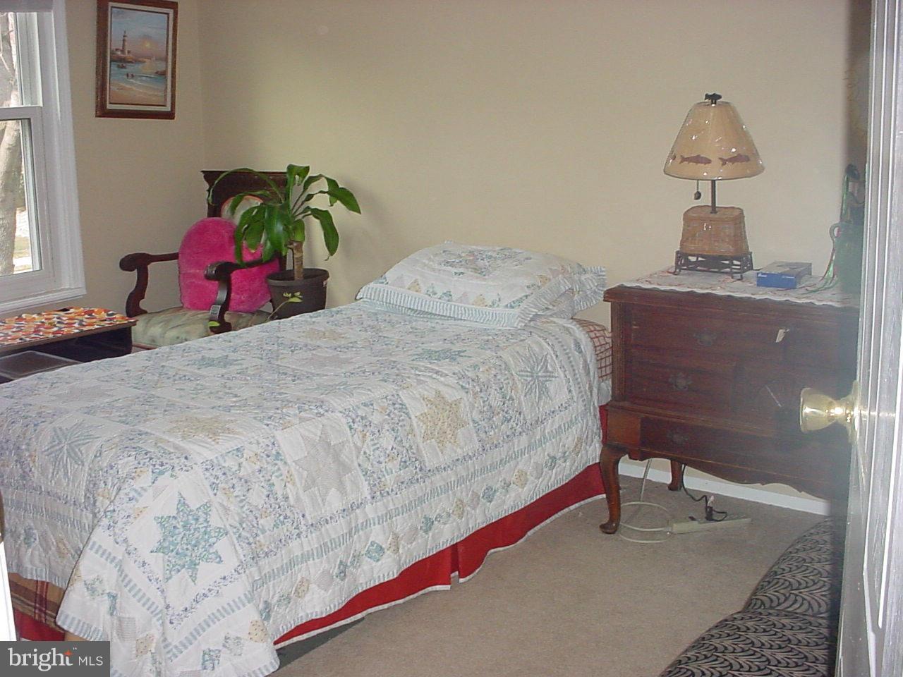 NEWPORT - Residential Lease