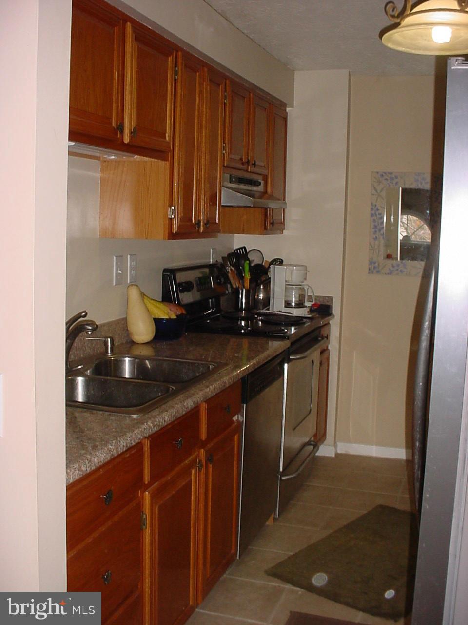 NEWPORT - Residential Lease