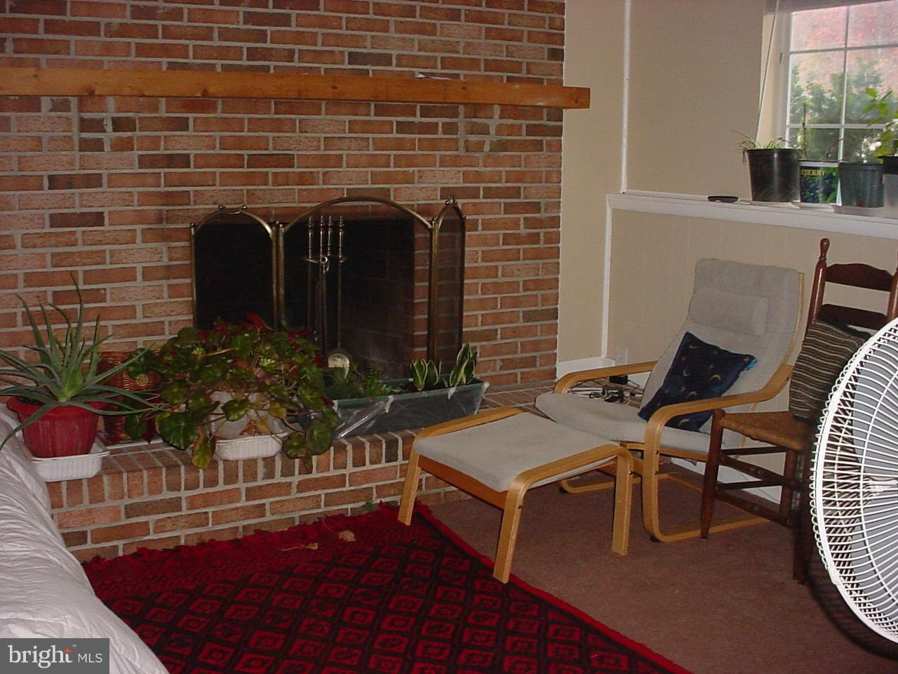 NEWPORT - Residential Lease