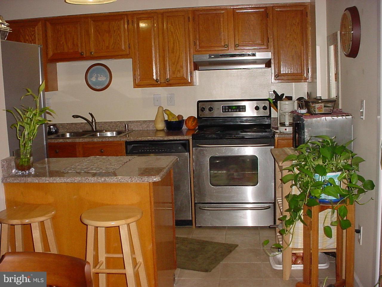 NEWPORT - Residential Lease