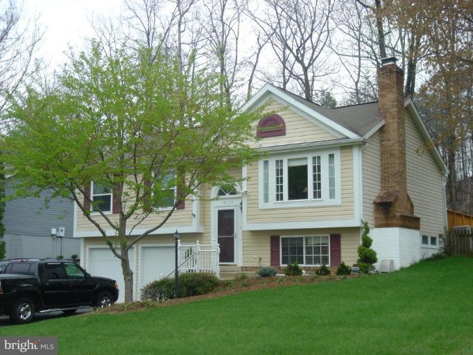 NEWPORT - Residential Lease