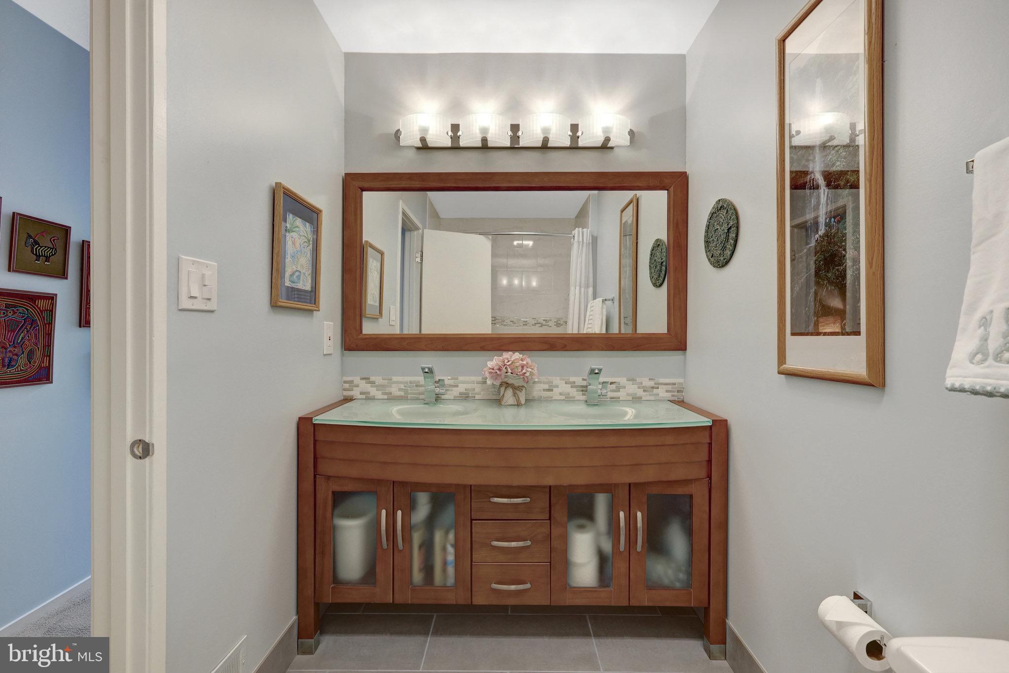 WESTCOVE - Residential