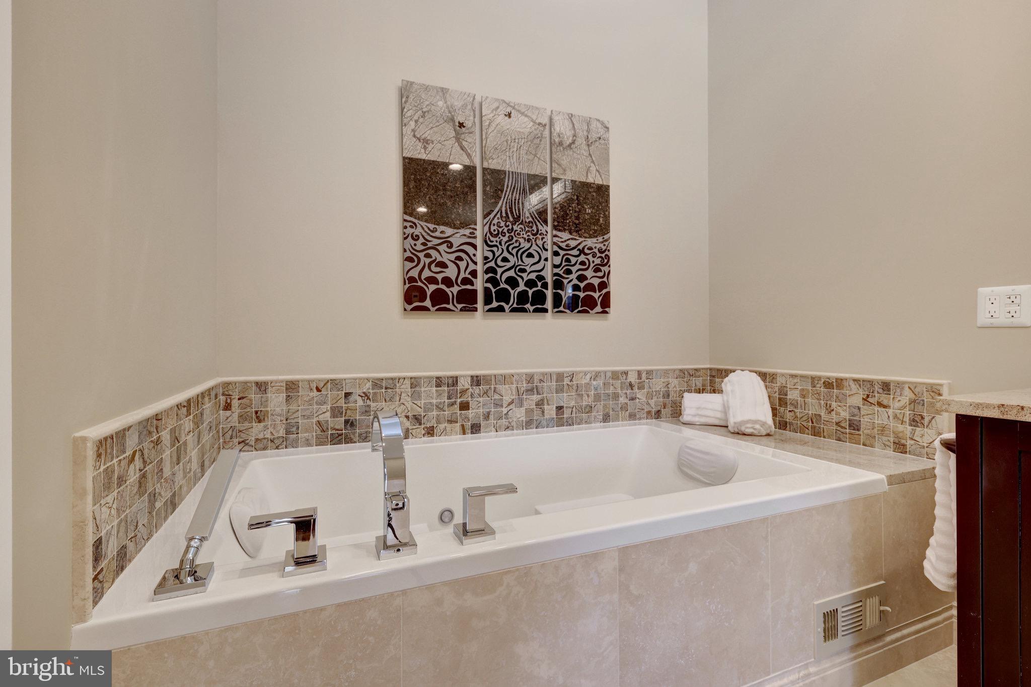 WESTCOVE - Residential