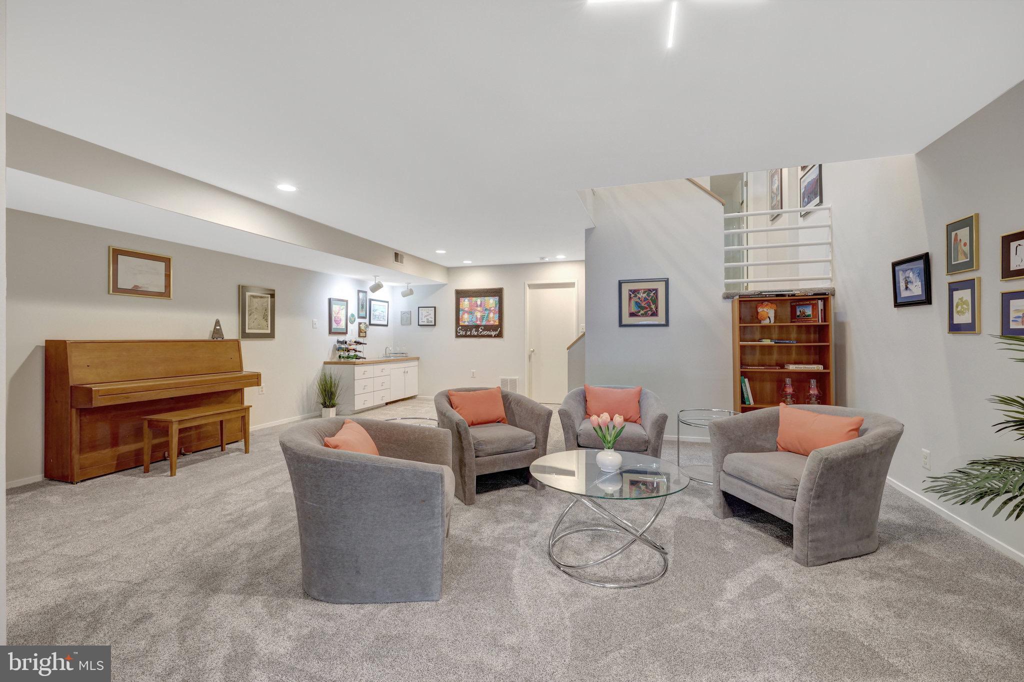 WESTCOVE - Residential