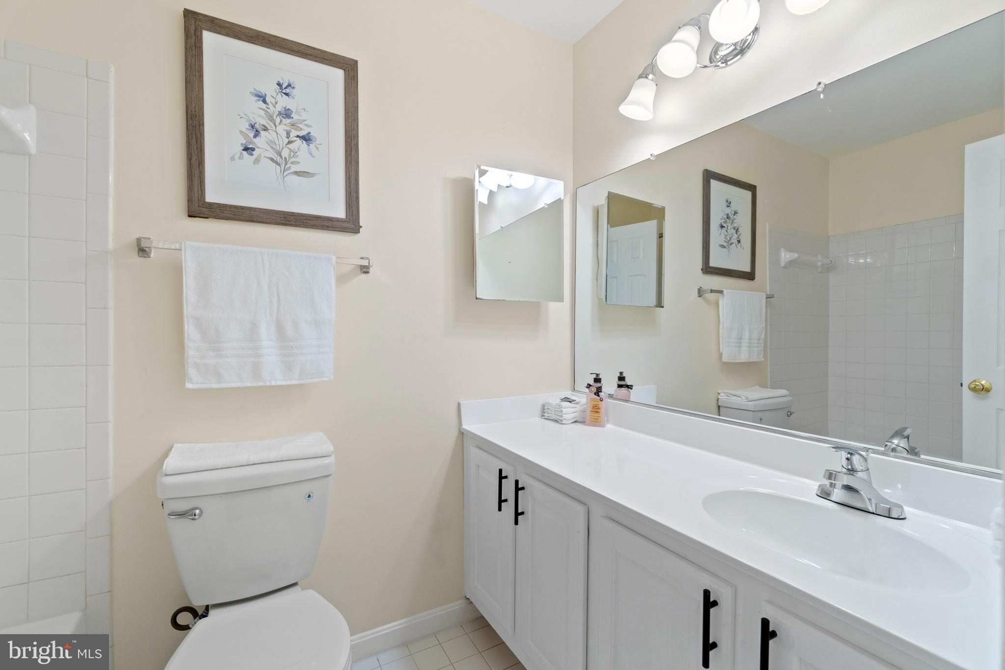 SUGARLAND OAKS - Residential