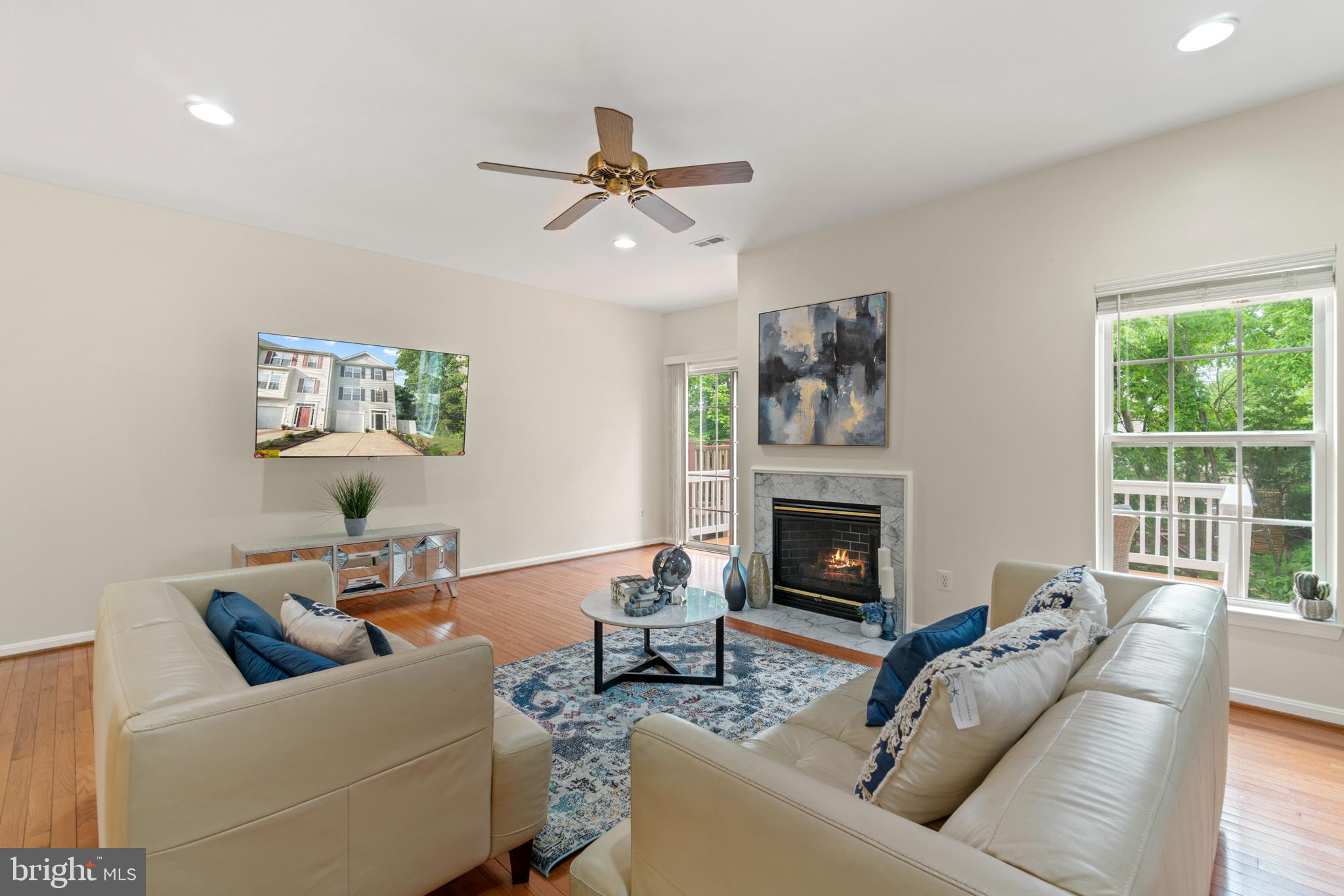 SUGARLAND OAKS - Residential