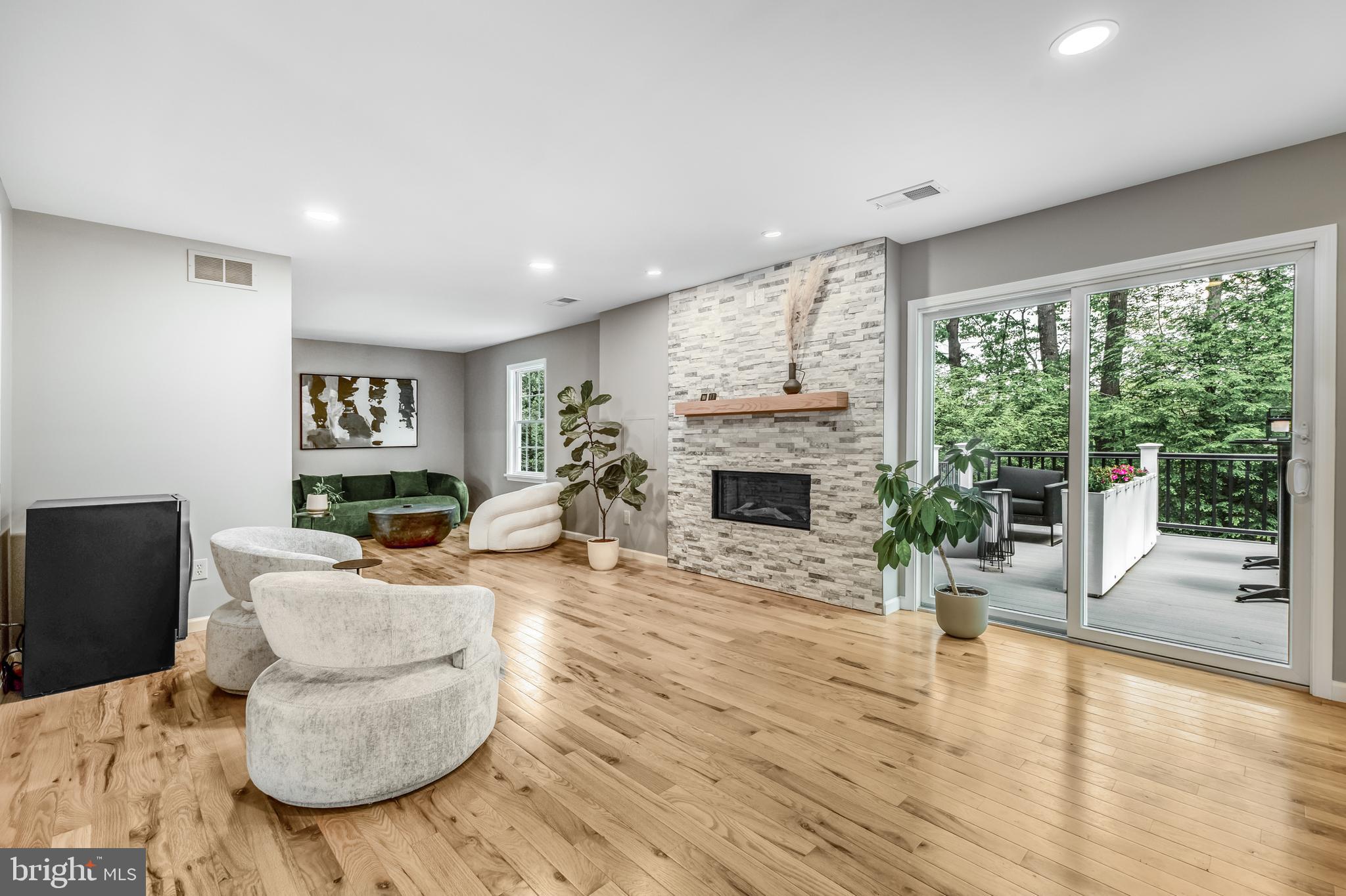 PARK FOREST VILLAGE - Residential
