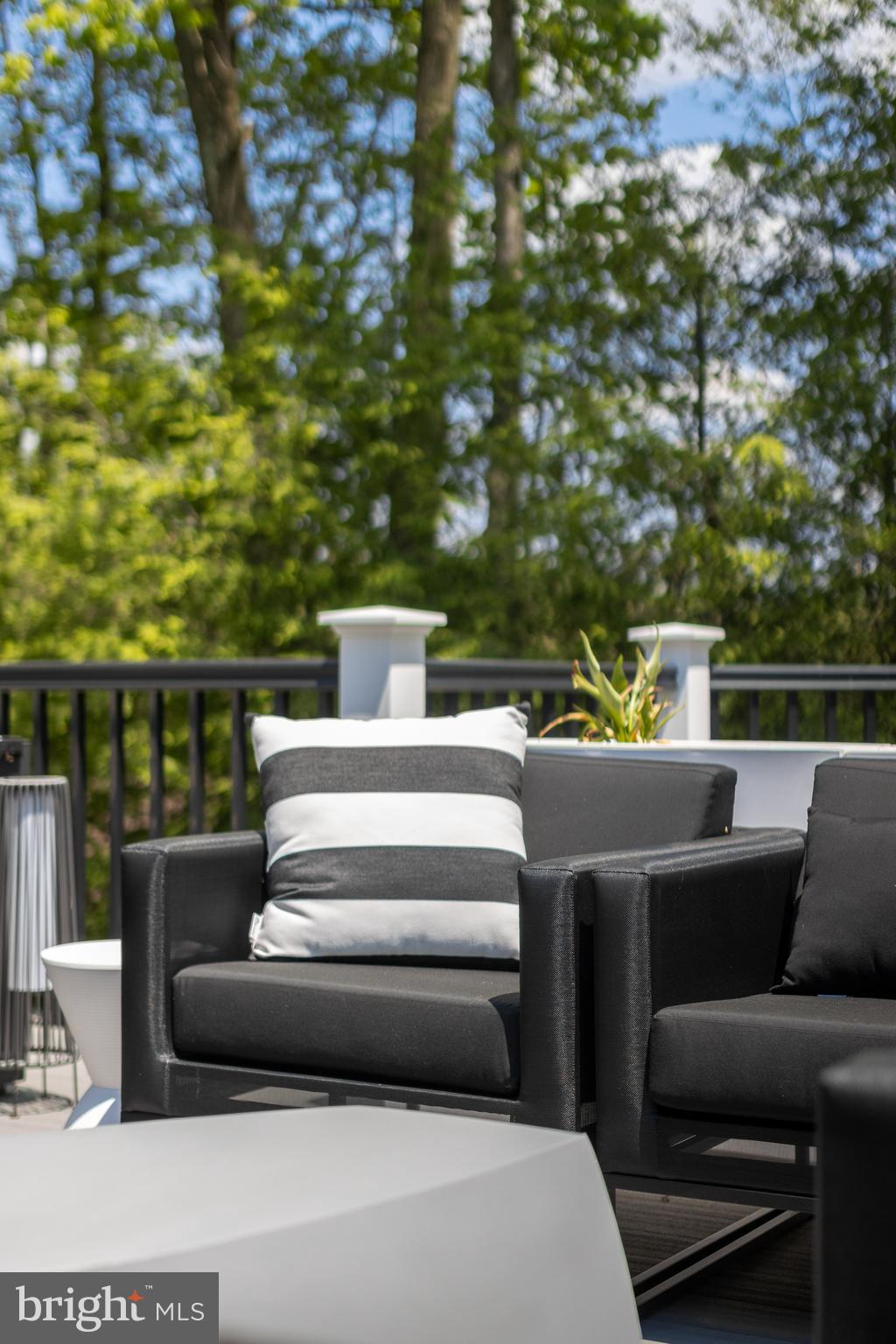 PARK FOREST VILLAGE - Residential