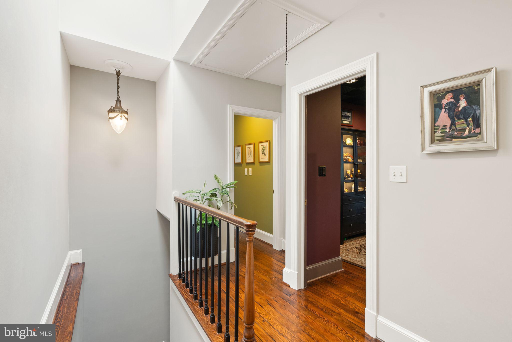 OLD TOWN ALEXANDRIA - Residential