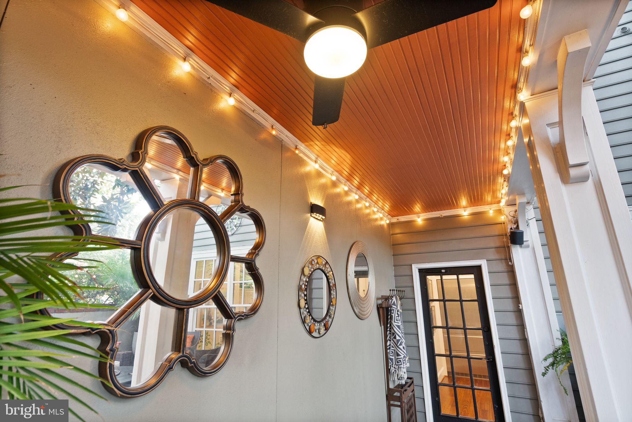 OLD TOWN ALEXANDRIA - Residential